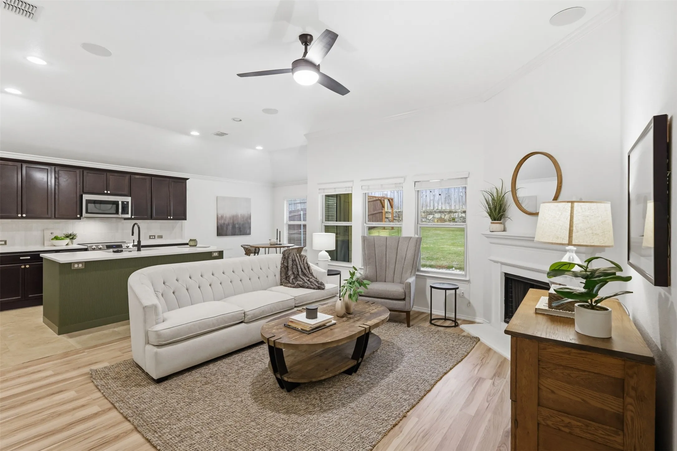 Beautiful open concept floor plan.