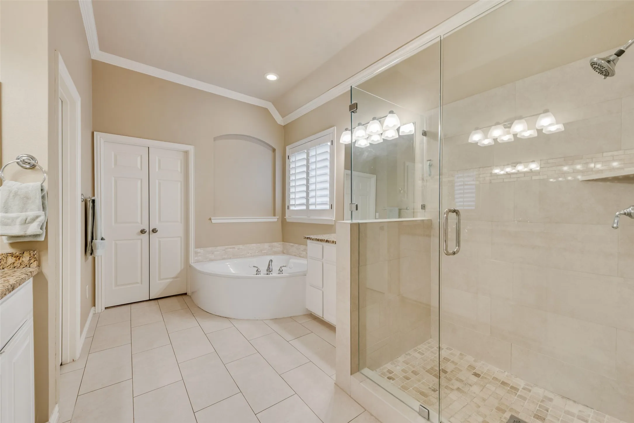 Single Family Residence For Sale in Denton County , 4779 Mira Vista Drive, Frisco, Texas 75034, 4 Bedroom, 3 Bathroom, 3 Garage spaces, 3,239 Sqft, built in 1999, mls#21411021, Real Estate Agent in Frisco, Homes For Sale in Denton county, Homes For Sale in Frisco, Realtor in Frisco Texas, Real Estate Brokerage Independent Realty Texas, Luminita Cordes Realtor