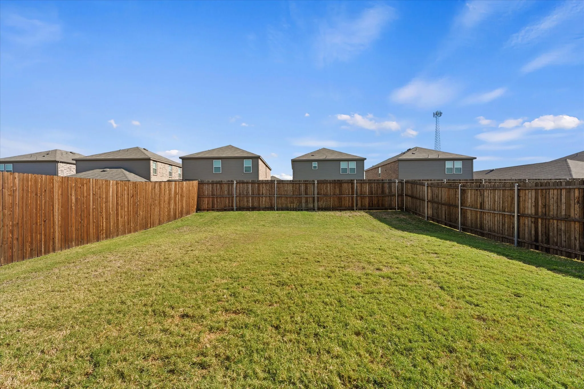 Single Family Residence For Sale in Kaufman County , 2111 Sugar Maple Lane, Forney, Texas 75126, 4 Bedroom, 3 Bathroom, 2 Garage spaces, 1,893 Sqft, built in 2025, mls#21408114, Real Estate Agent in Forney, Homes For Sale in Kaufman county, Homes For Sale in Forney, Realtor in Forney Texas, Real Estate Brokerage Independent Realty Texas, Luminita Cordes Realtor