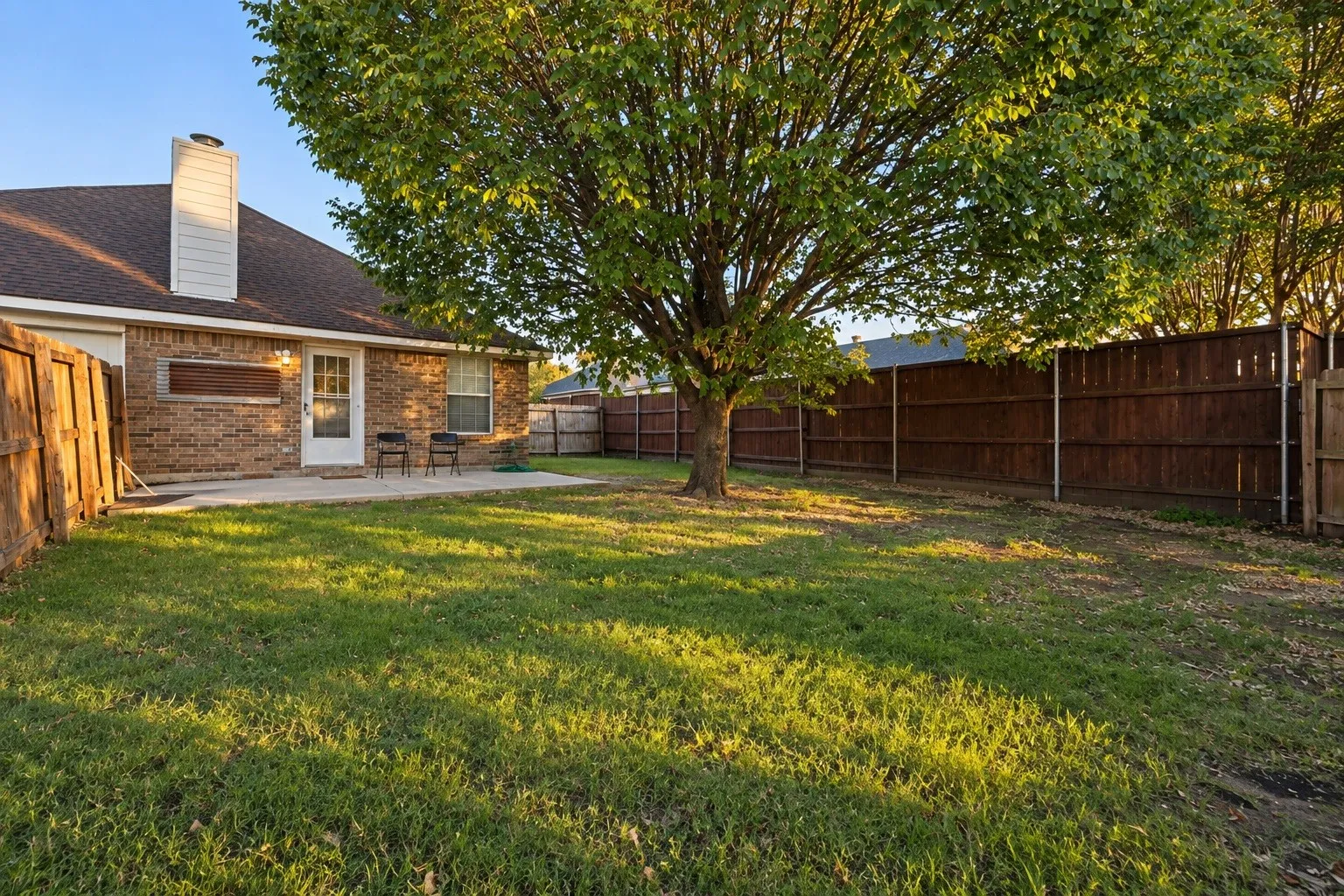 Single Family Residence For Sale in Collin County , 4113 Katy Court, Frisco, Texas 75035, 3 Bedroom, 2 Bathroom, 2 Garage spaces, 1,562 Sqft, built in 1996, mls#21408820, Real Estate Agent in Frisco, Homes For Sale in Collin county, Homes For Sale in Frisco, Realtor in Frisco Texas, Real Estate Brokerage Independent Realty Texas, Luminita Cordes Realtor