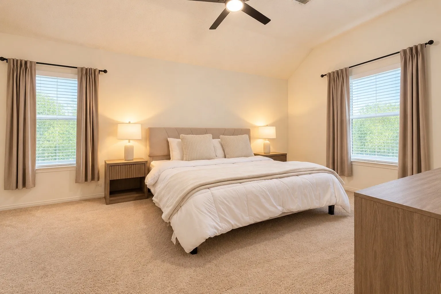 Single Family Residence For Sale in Collin County , 4113 Katy Court, Frisco, Texas 75035, 3 Bedroom, 2 Bathroom, 2 Garage spaces, 1,562 Sqft, built in 1996, mls#21408820, Real Estate Agent in Frisco, Homes For Sale in Collin county, Homes For Sale in Frisco, Realtor in Frisco Texas, Real Estate Brokerage Independent Realty Texas, Luminita Cordes Realtor