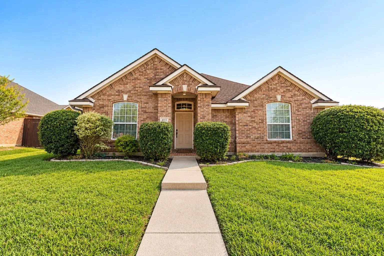 Single Family Residence For Sale
