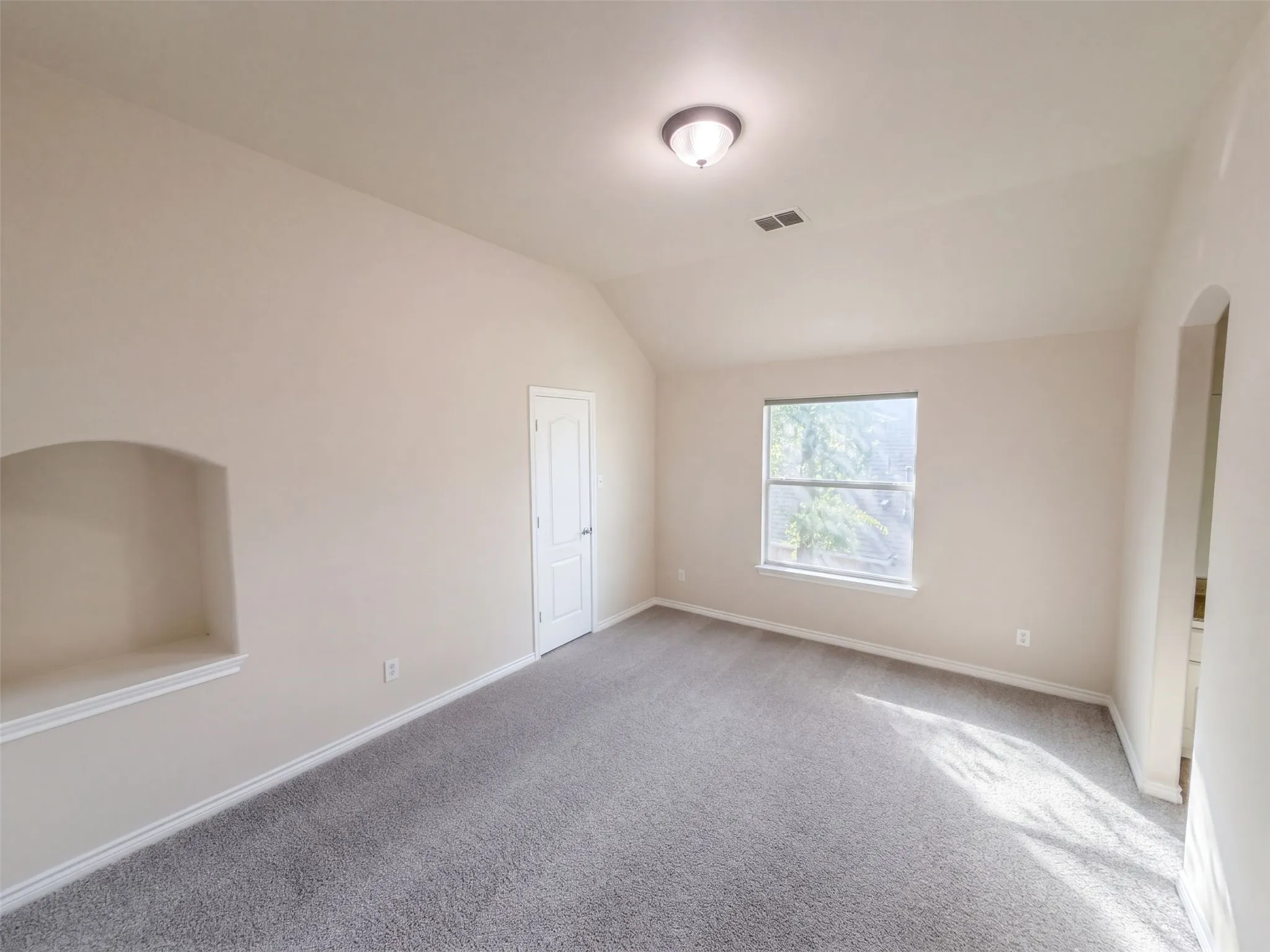 Single Family Residence For Sale in Tarrant County , 12272 Indian Creek Drive, Fort Worth, Texas 76179, 5 Bedroom, 4 Bathroom, 3 Garage spaces, 4,203 Sqft, built in 2007, mls#21412791, Real Estate Agent in Fort Worth, Homes For Sale in Tarrant county, Homes For Sale in Fort Worth, Realtor in Fort Worth Texas, Real Estate Brokerage Independent Realty Texas, Luminita Cordes Realtor