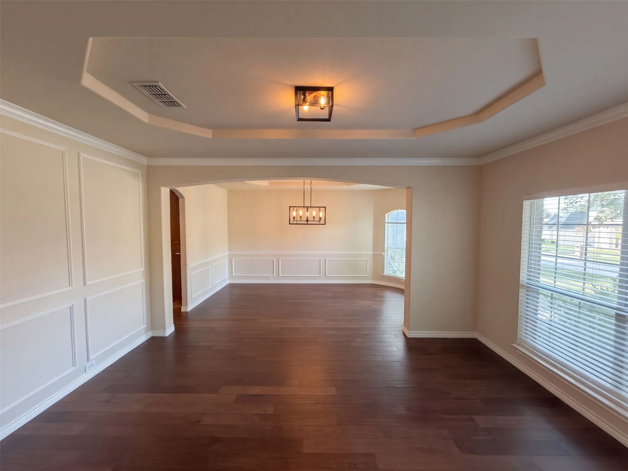 Single Family Residence For Sale in Tarrant County , 12272 Indian Creek Drive, Fort Worth, Texas 76179, 5 Bedroom, 4 Bathroom, 3 Garage spaces, 4,203 Sqft, built in 2007, mls#21412791, Real Estate Agent in Fort Worth, Homes For Sale in Tarrant county, Homes For Sale in Fort Worth, Realtor in Fort Worth Texas, Real Estate Brokerage Independent Realty Texas, Luminita Cordes Realtor