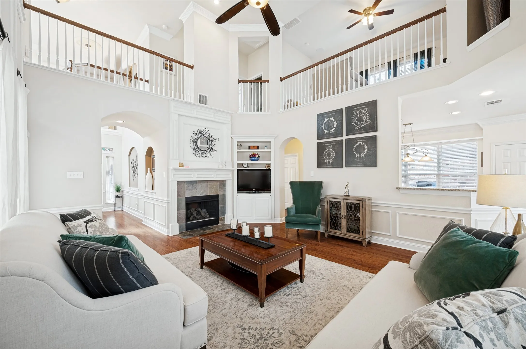 Single Family Residence For Sale in Denton County , 4532 Ballymena Drive, Frisco, Texas 75034, 3 Bedroom, 3 Bathroom, 2 Garage spaces, 2,343 Sqft, built in 2002, mls#21411326, Real Estate Agent in Frisco, Homes For Sale in Denton county, Homes For Sale in Frisco, Realtor in Frisco Texas, Real Estate Brokerage Independent Realty Texas, Luminita Cordes Realtor