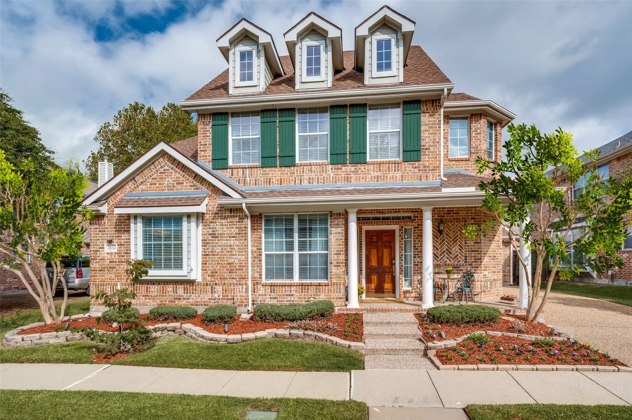 Single Family Residence For Sale
