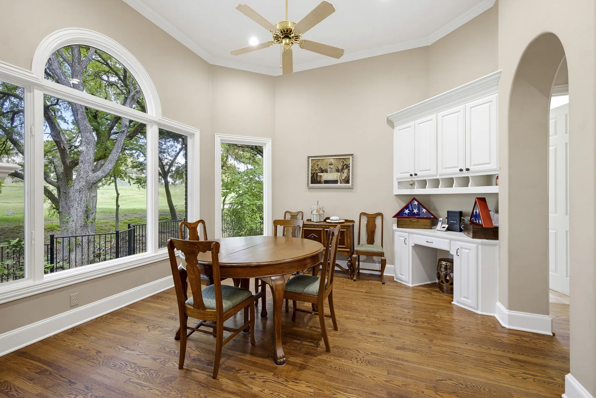 Single Family Residence For Sale in Tarrant County , 7012 Saucon Valley Drive, Fort Worth, Texas 76132, 4 Bedroom, 6 Bathroom, 3 Garage spaces, 5,415 Sqft, built in 1995, mls#21411633, Real Estate Agent in Fort Worth, Homes For Sale in Tarrant county, Homes For Sale in Fort Worth, Realtor in Fort Worth Texas, Real Estate Brokerage Independent Realty Texas, Luminita Cordes Realtor
