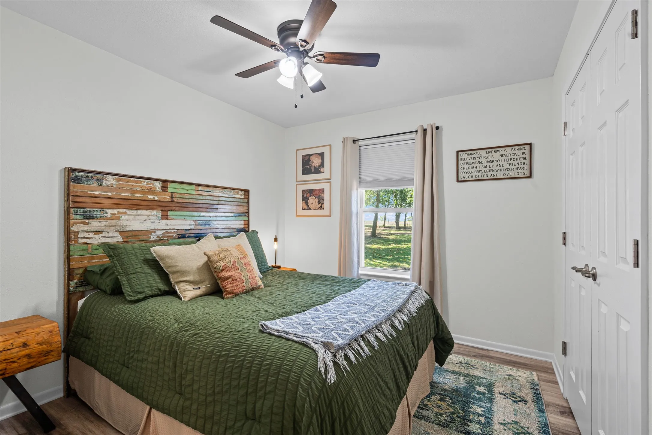 Single Family Residence For Sale in Denton County , 13800 Fm 1384, Justin, Texas 76247, 3 Bedroom, 2 Bathroom, Garage spaces, 1,550 Sqft, built in 1985, mls#21412693, Real Estate Agent in Justin, Homes For Sale in Denton county, Homes For Sale in Justin, Realtor in Justin Texas, Real Estate Brokerage Independent Realty Texas, Luminita Cordes Realtor