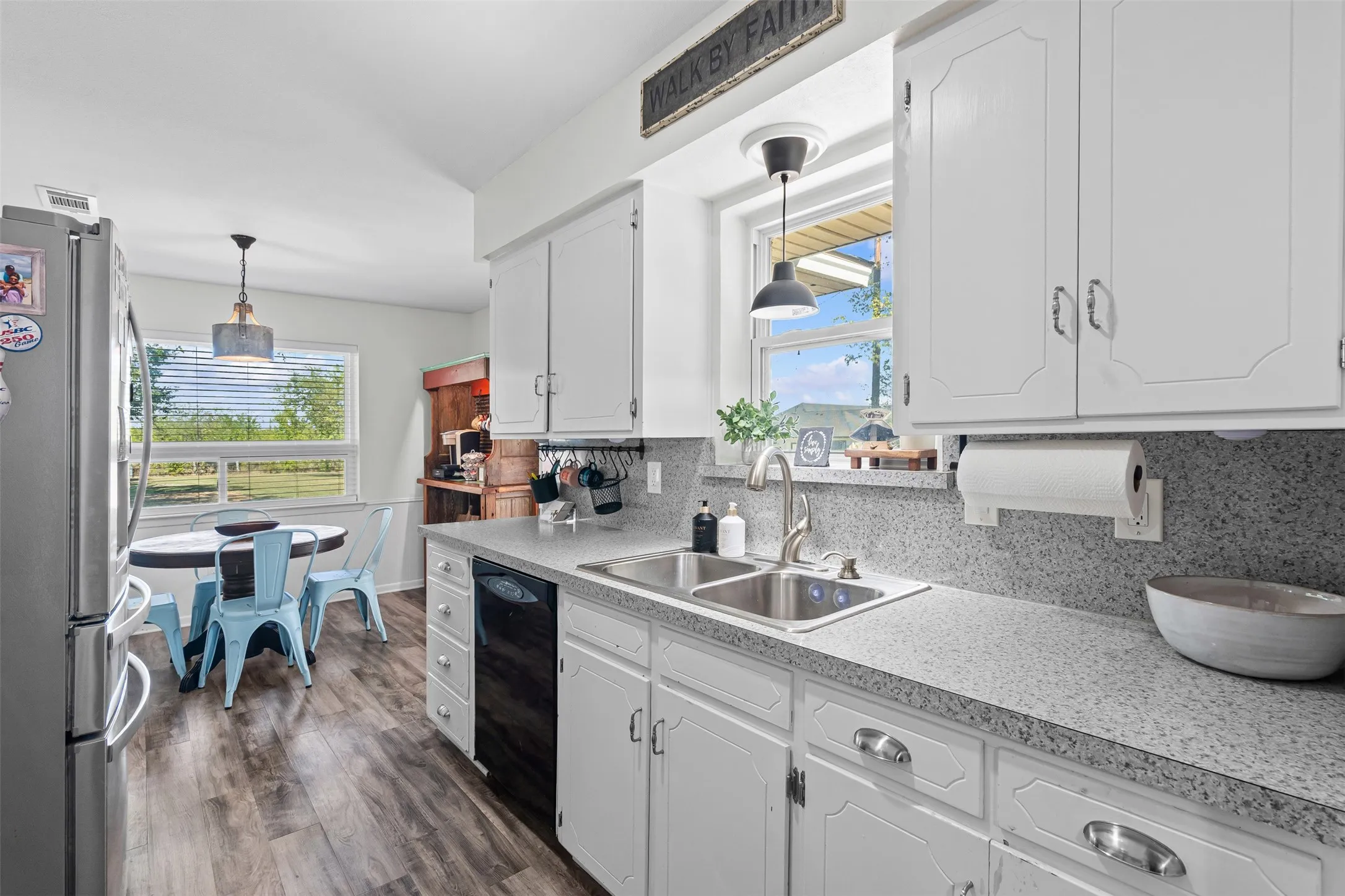 Single Family Residence For Sale in Denton County , 13800 Fm 1384, Justin, Texas 76247, 3 Bedroom, 2 Bathroom, Garage spaces, 1,550 Sqft, built in 1985, mls#21412693, Real Estate Agent in Justin, Homes For Sale in Denton county, Homes For Sale in Justin, Realtor in Justin Texas, Real Estate Brokerage Independent Realty Texas, Luminita Cordes Realtor