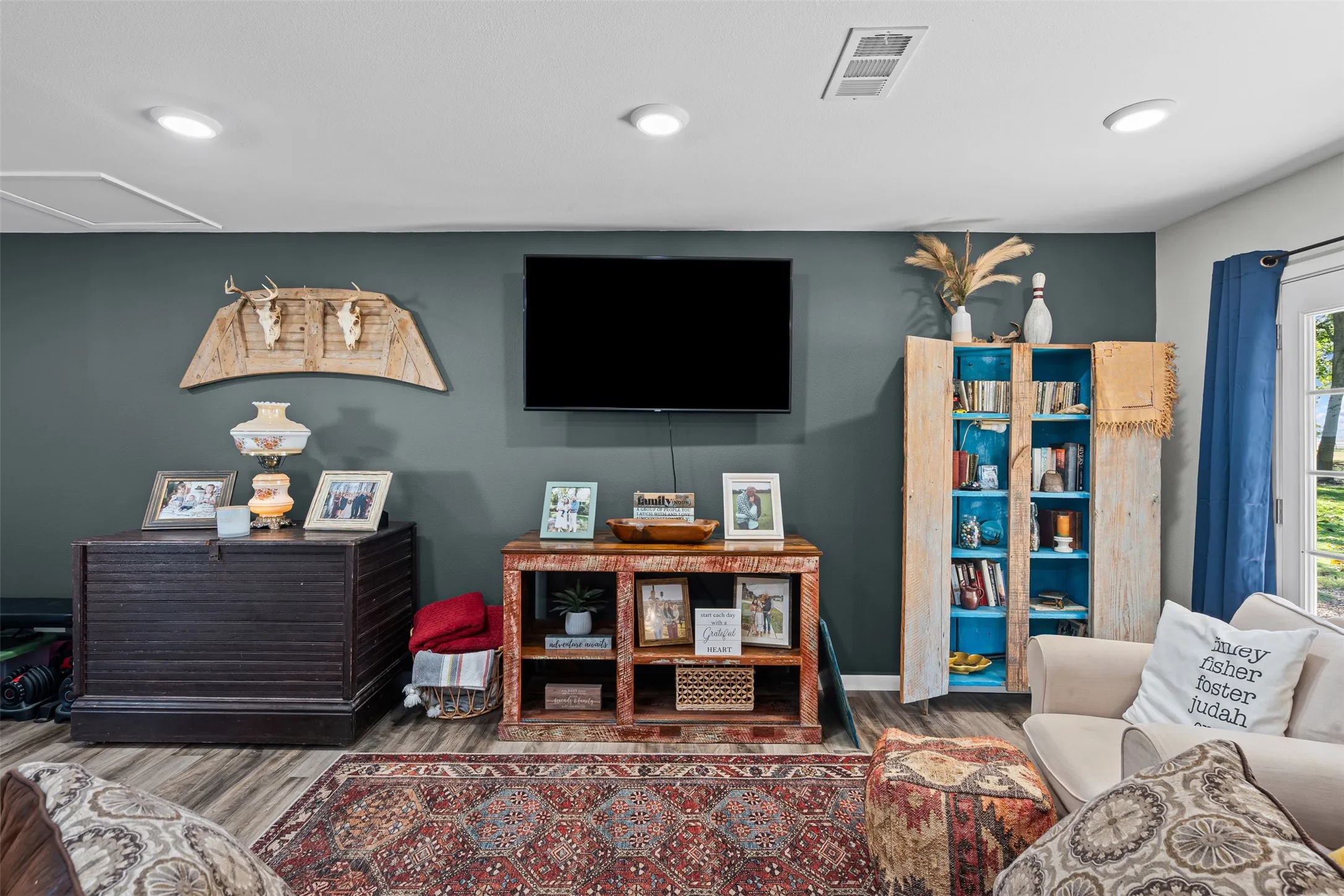 Single Family Residence For Sale in Denton County , 13800 Fm 1384, Justin, Texas 76247, 3 Bedroom, 2 Bathroom, Garage spaces, 1,550 Sqft, built in 1985, mls#21412693, Real Estate Agent in Justin, Homes For Sale in Denton county, Homes For Sale in Justin, Realtor in Justin Texas, Real Estate Brokerage Independent Realty Texas, Luminita Cordes Realtor