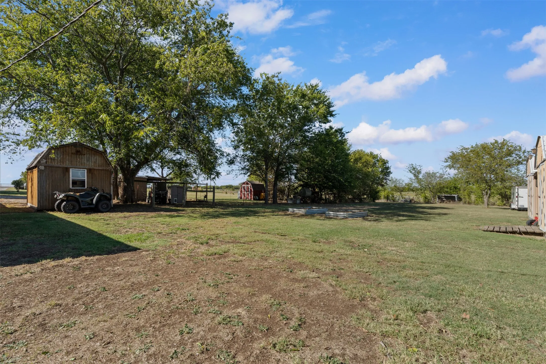 Single Family Residence For Sale in Denton County , 13800 Fm 1384, Justin, Texas 76247, 3 Bedroom, 2 Bathroom, Garage spaces, 1,550 Sqft, built in 1985, mls#21412693, Real Estate Agent in Justin, Homes For Sale in Denton county, Homes For Sale in Justin, Realtor in Justin Texas, Real Estate Brokerage Independent Realty Texas, Luminita Cordes Realtor