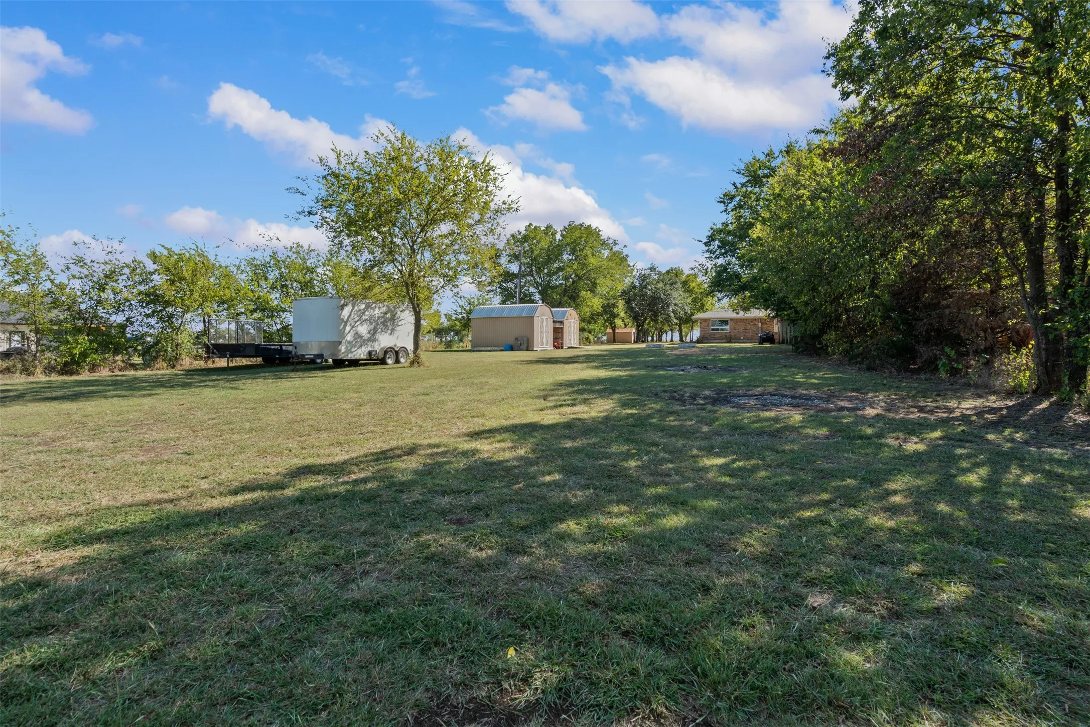 Single Family Residence For Sale in Denton County , 13800 Fm 1384, Justin, Texas 76247, 3 Bedroom, 2 Bathroom, Garage spaces, 1,550 Sqft, built in 1985, mls#21412693, Real Estate Agent in Justin, Homes For Sale in Denton county, Homes For Sale in Justin, Realtor in Justin Texas, Real Estate Brokerage Independent Realty Texas, Luminita Cordes Realtor