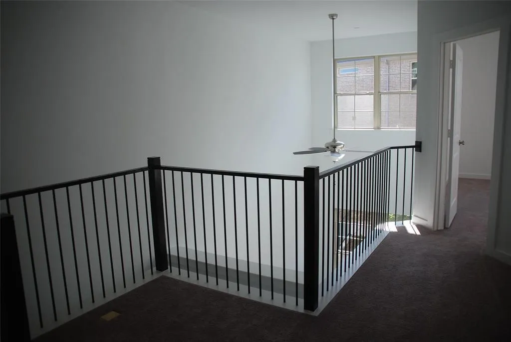 Townhouse For Rent in Dallas County , 507 Cobblestone Lane, Irving, Texas 75039, 2 Bedroom, 3 Bathroom, 2 Garage spaces, 1,825 Sqft, built in 2020, mls#21412727, Real Estate Agent in Irving, Homes For Rent in Dallas county, Homes For Rent in Irving, Realtor in Irving Texas, Real Estate Brokerage Independent Realty Texas, Luminita Cordes Realtor