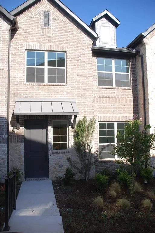Townhouse For Rent in Dallas County , 507 Cobblestone Lane, Irving, Texas 75039, 2 Bedroom, 3 Bathroom, 2 Garage spaces, 1,825 Sqft, built in 2020, mls#21412727, Real Estate Agent in Irving, Homes For Rent in Dallas county, Homes For Rent in Irving, Realtor in Irving Texas, Real Estate Brokerage Independent Realty Texas, Luminita Cordes Realtor