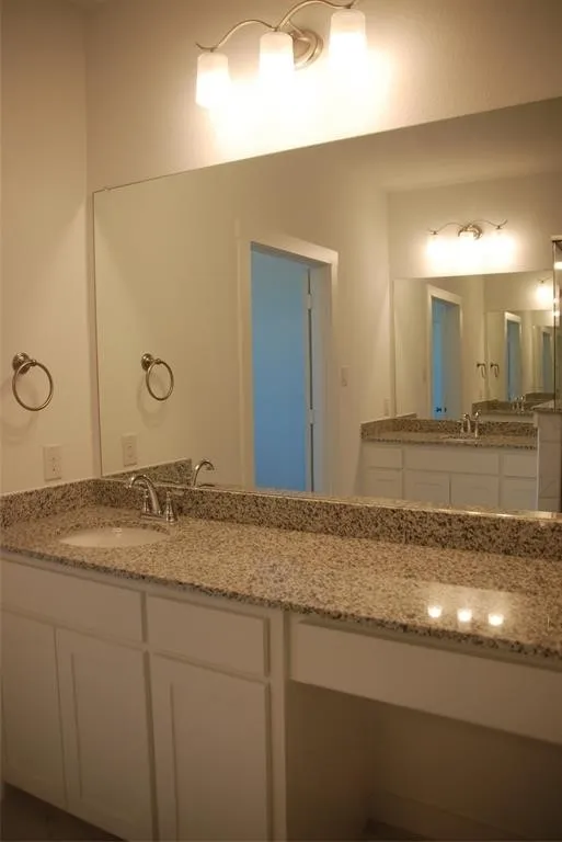 Townhouse For Rent in Dallas County , 507 Cobblestone Lane, Irving, Texas 75039, 2 Bedroom, 3 Bathroom, 2 Garage spaces, 1,825 Sqft, built in 2020, mls#21412727, Real Estate Agent in Irving, Homes For Rent in Dallas county, Homes For Rent in Irving, Realtor in Irving Texas, Real Estate Brokerage Independent Realty Texas, Luminita Cordes Realtor