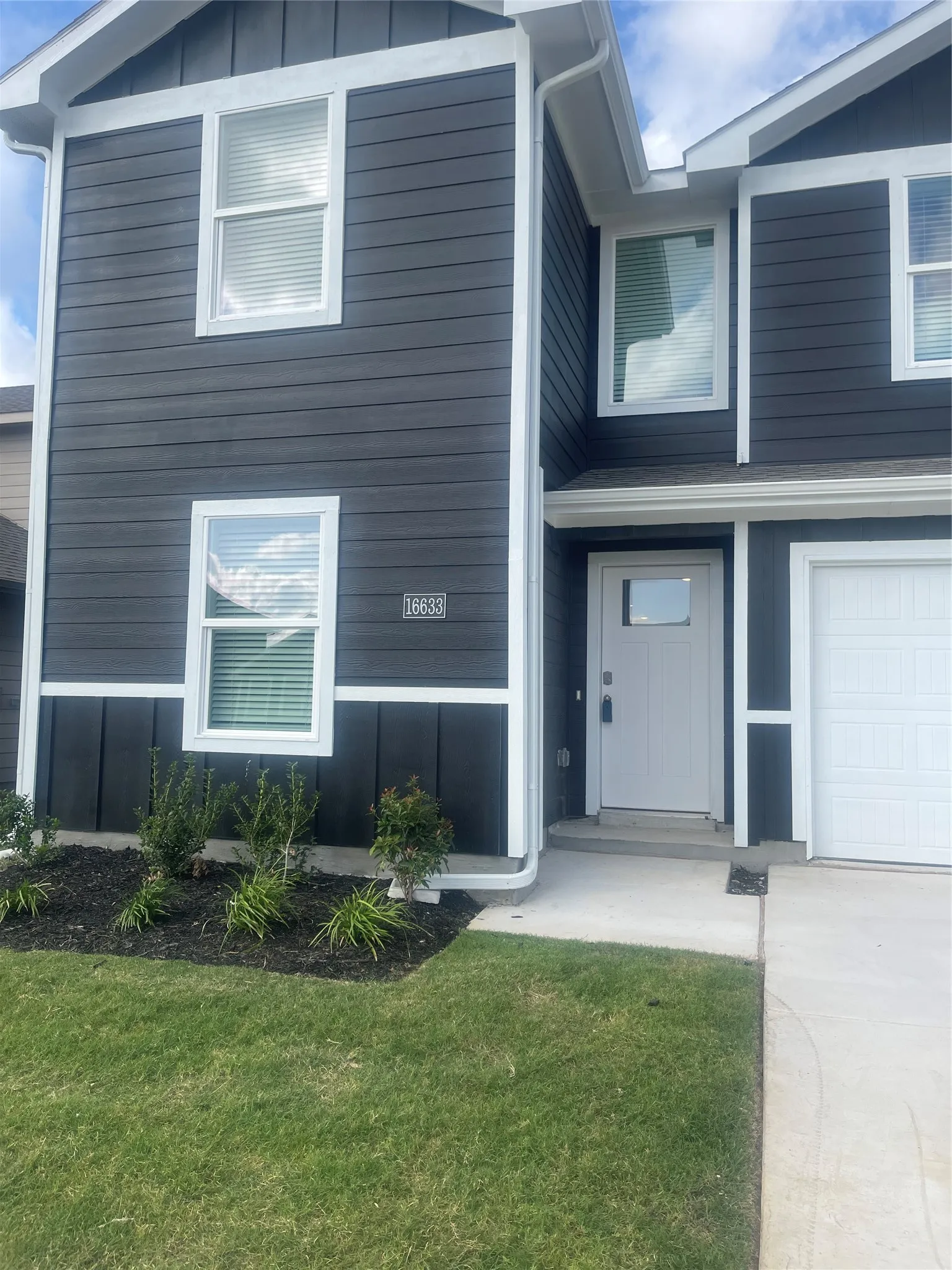 Single Family Residence For Rent in Denton County , 16633 Hudson Prairie Way, Justin, Texas 76247, 5 Bedroom, 3 Bathroom, 2 Garage spaces, 2,118 Sqft, built in 2026, mls#21412325, Real Estate Agent in Justin, Homes For Rent in Denton county, Homes For Rent in Justin, Realtor in Justin Texas, Real Estate Brokerage Independent Realty Texas, Luminita Cordes Realtor