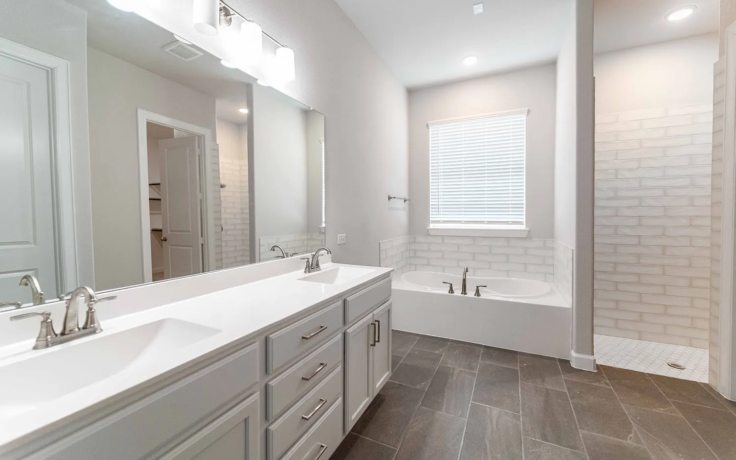 Single Family Residence For Sale in Rockwall County , 1902 Sicilia Lane, Mclendon Chisholm, Texas 75032, 4 Bedroom, 5 Bathroom, 2 Garage spaces, 3,748 Sqft, built in 2023, mls#21412844, Real Estate Agent in Mclendon Chisholm, Homes For Sale in Rockwall county, Homes For Sale in Mclendon Chisholm, Realtor in Mclendon Chisholm Texas, Real Estate Brokerage Independent Realty Texas, Luminita Cordes Realtor