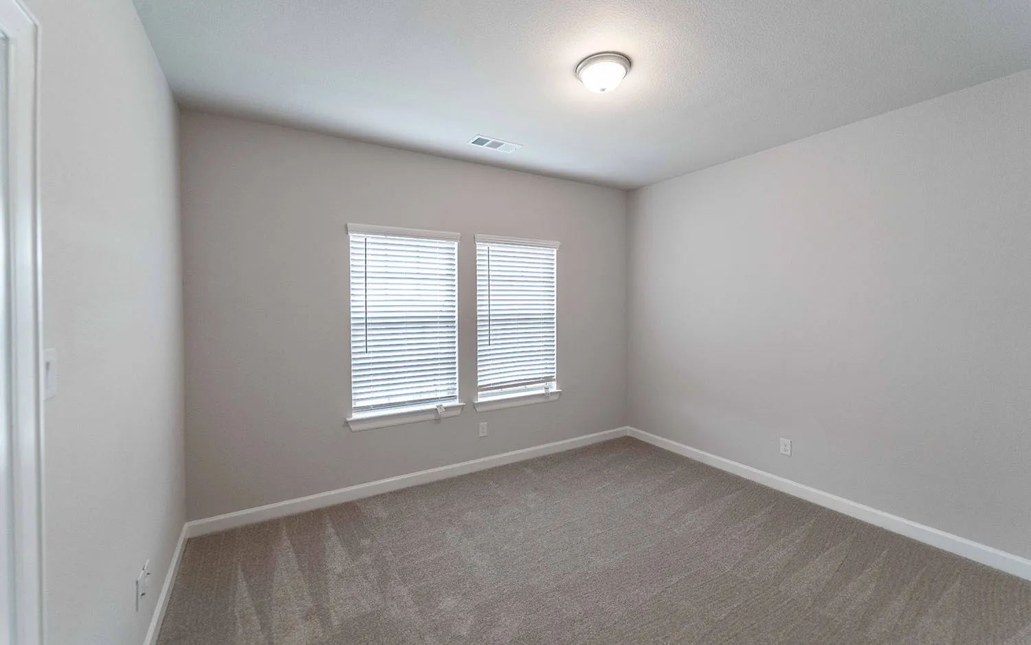 Single Family Residence For Sale in Rockwall County , 1902 Sicilia Lane, Mclendon Chisholm, Texas 75032, 4 Bedroom, 5 Bathroom, 2 Garage spaces, 3,748 Sqft, built in 2023, mls#21412844, Real Estate Agent in Mclendon Chisholm, Homes For Sale in Rockwall county, Homes For Sale in Mclendon Chisholm, Realtor in Mclendon Chisholm Texas, Real Estate Brokerage Independent Realty Texas, Luminita Cordes Realtor