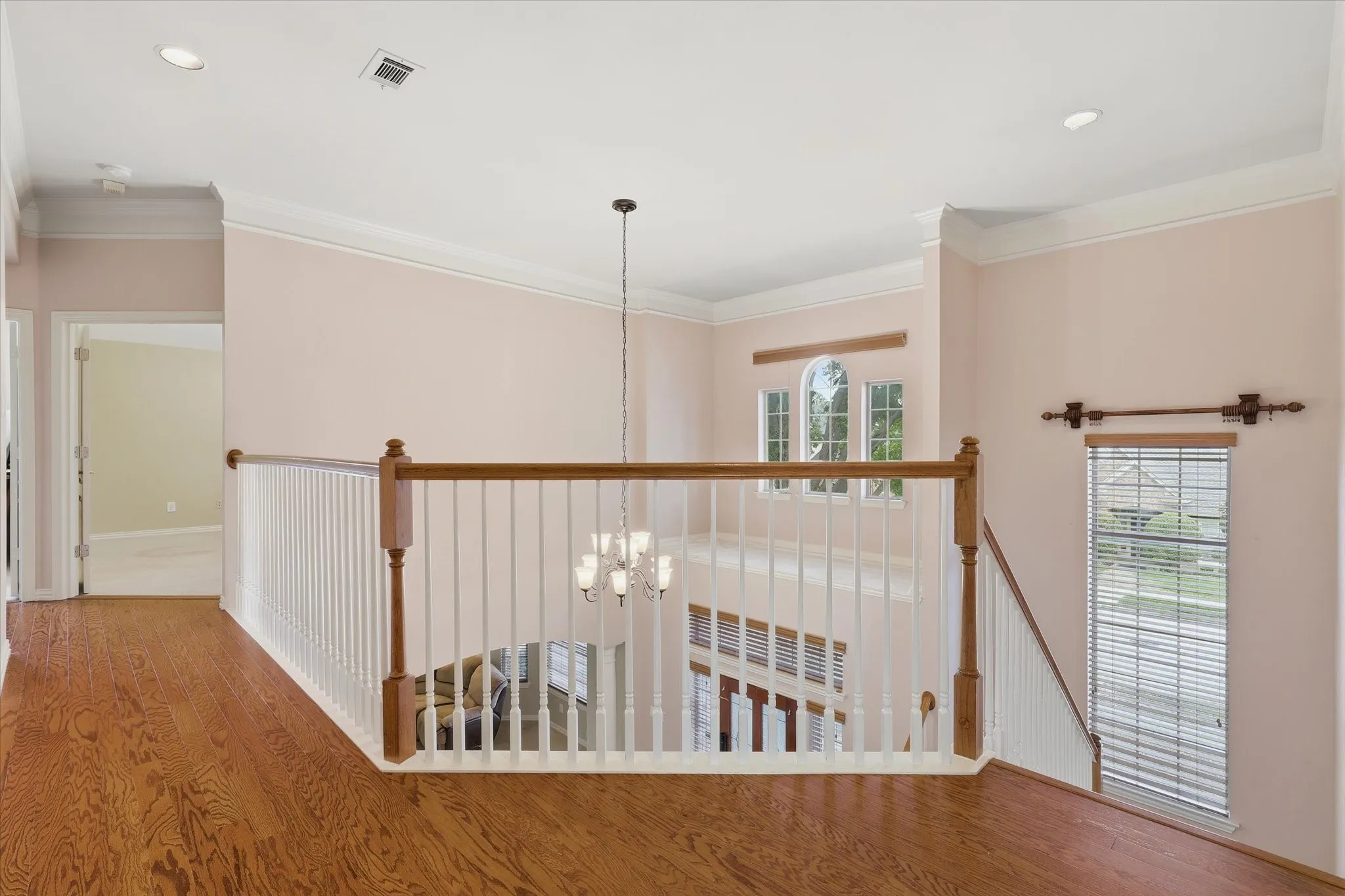 Single Family Residence For Sale in Collin County , 8905 High Meadows Drive, Plano, Texas 75025, 4 Bedroom, 3 Bathroom, 2 Garage spaces, 3,097 Sqft, built in 1993, mls#21409620, Real Estate Agent in Plano, Homes For Sale in Collin county, Homes For Sale in Plano, Realtor in Plano Texas, Real Estate Brokerage Independent Realty Texas, Luminita Cordes Realtor