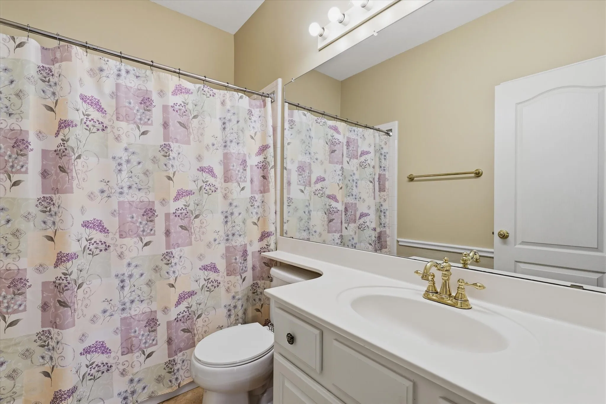 Single Family Residence For Sale in Collin County , 8905 High Meadows Drive, Plano, Texas 75025, 4 Bedroom, 3 Bathroom, 2 Garage spaces, 3,097 Sqft, built in 1993, mls#21409620, Real Estate Agent in Plano, Homes For Sale in Collin county, Homes For Sale in Plano, Realtor in Plano Texas, Real Estate Brokerage Independent Realty Texas, Luminita Cordes Realtor