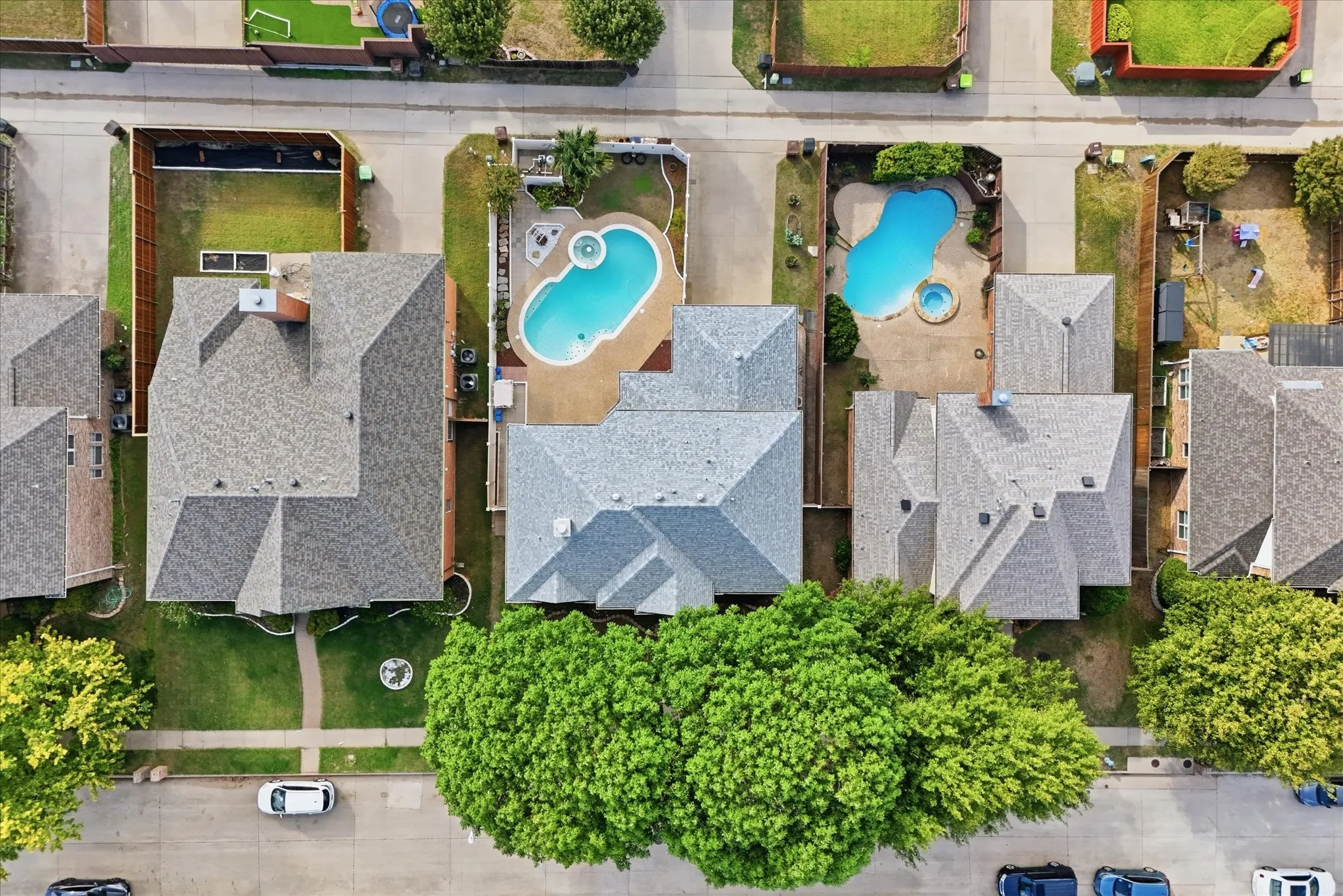 Single Family Residence For Sale in Collin County , 8905 High Meadows Drive, Plano, Texas 75025, 4 Bedroom, 3 Bathroom, 2 Garage spaces, 3,097 Sqft, built in 1993, mls#21409620, Real Estate Agent in Plano, Homes For Sale in Collin county, Homes For Sale in Plano, Realtor in Plano Texas, Real Estate Brokerage Independent Realty Texas, Luminita Cordes Realtor
