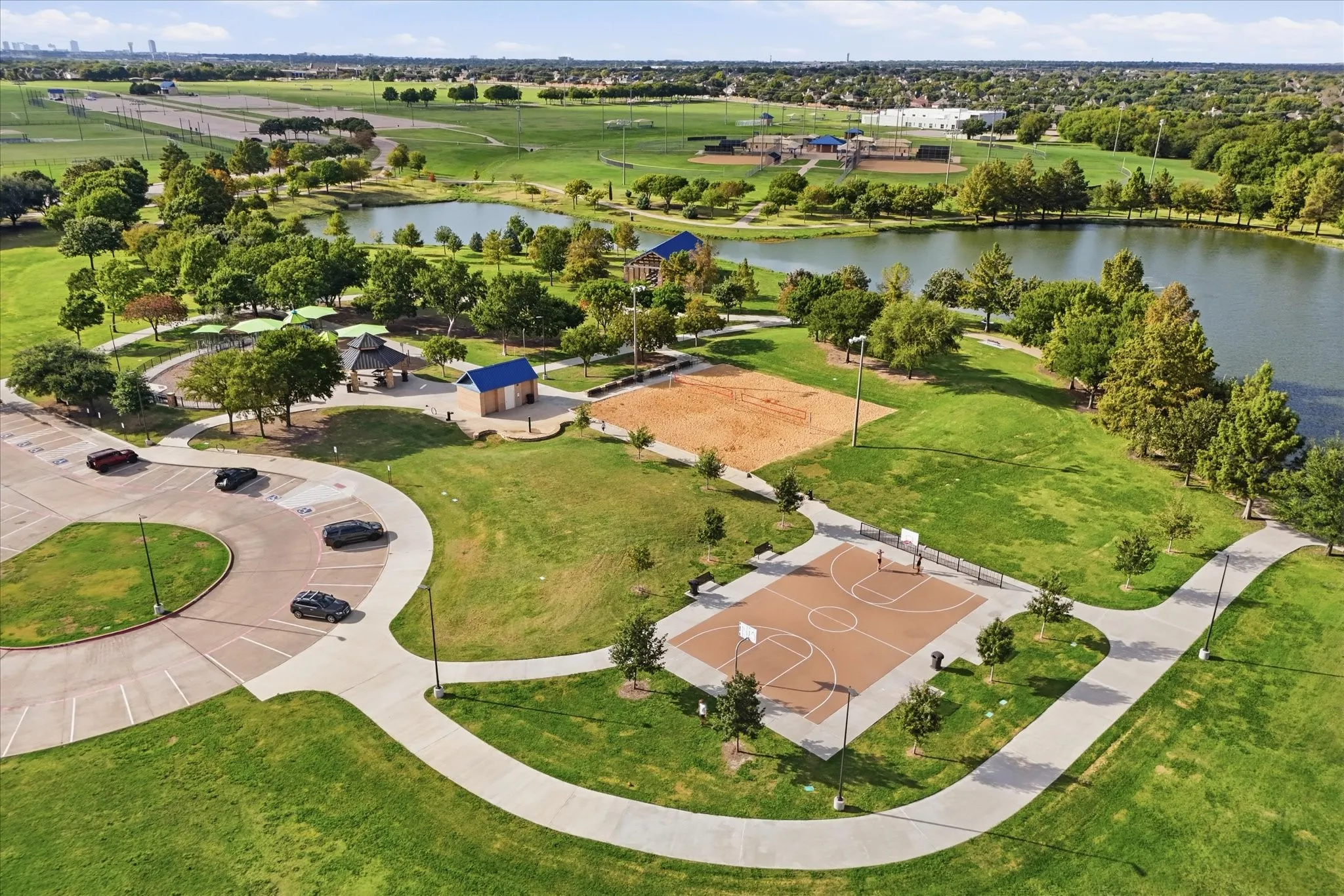 Single Family Residence For Sale in Collin County , 8905 High Meadows Drive, Plano, Texas 75025, 4 Bedroom, 3 Bathroom, 2 Garage spaces, 3,097 Sqft, built in 1993, mls#21409620, Real Estate Agent in Plano, Homes For Sale in Collin county, Homes For Sale in Plano, Realtor in Plano Texas, Real Estate Brokerage Independent Realty Texas, Luminita Cordes Realtor