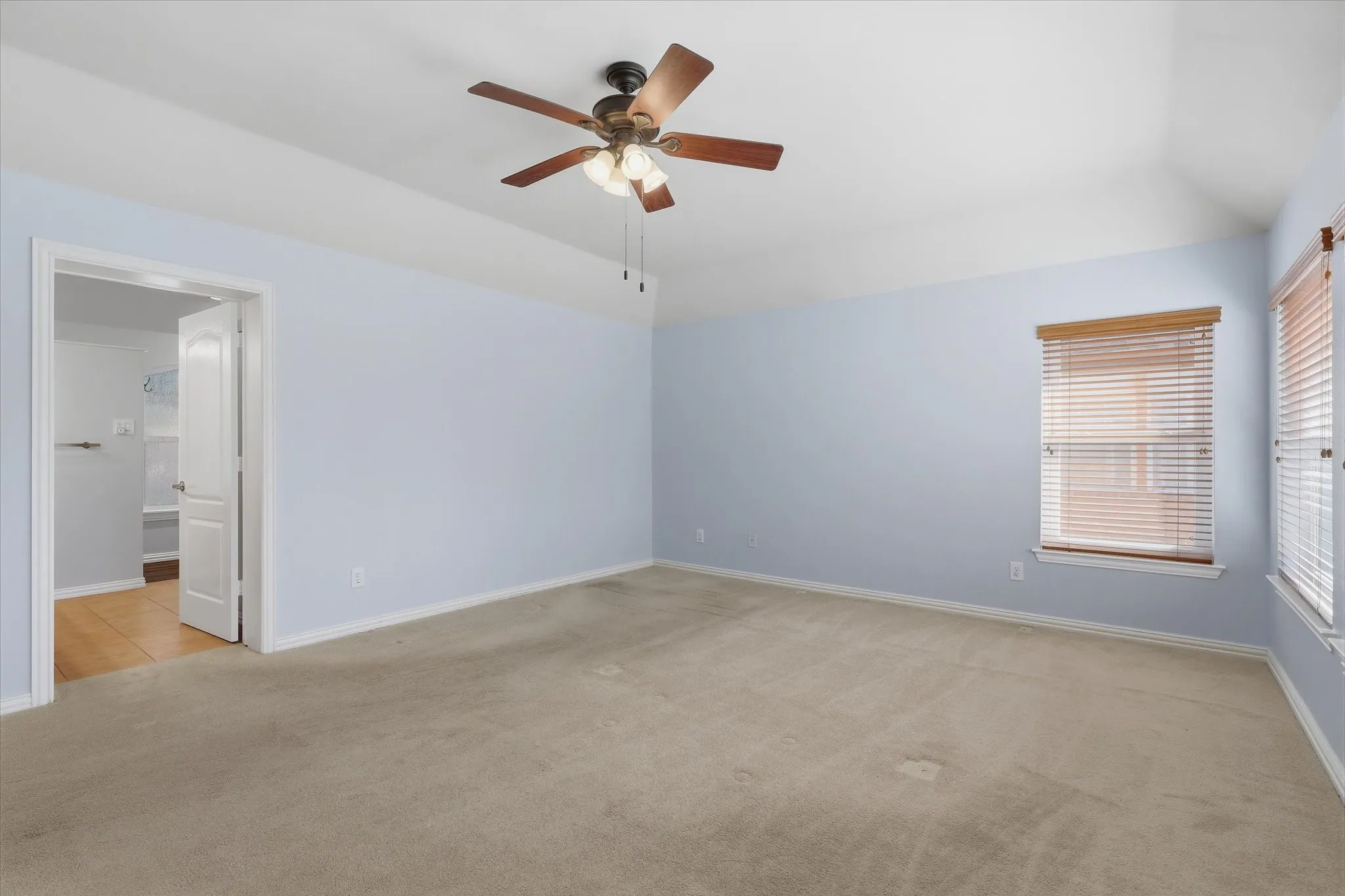 Single Family Residence For Sale in Collin County , 8905 High Meadows Drive, Plano, Texas 75025, 4 Bedroom, 3 Bathroom, 2 Garage spaces, 3,097 Sqft, built in 1993, mls#21409620, Real Estate Agent in Plano, Homes For Sale in Collin county, Homes For Sale in Plano, Realtor in Plano Texas, Real Estate Brokerage Independent Realty Texas, Luminita Cordes Realtor