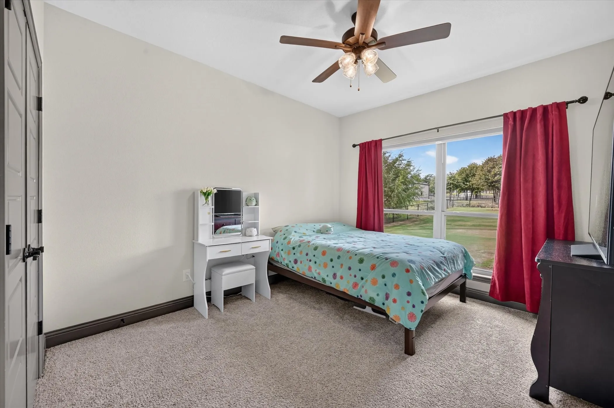 Single Family Residence For Sale in Parker County , 2025 Forest Bluff Trail, Azle, Texas 76020, 4 Bedroom, 2 Bathroom, 3 Garage spaces, 2,088 Sqft, built in 2021, mls#21412794, Real Estate Agent in Azle, Homes For Sale in Parker county, Homes For Sale in Azle, Realtor in Azle Texas, Real Estate Brokerage Independent Realty Texas, Luminita Cordes Realtor
