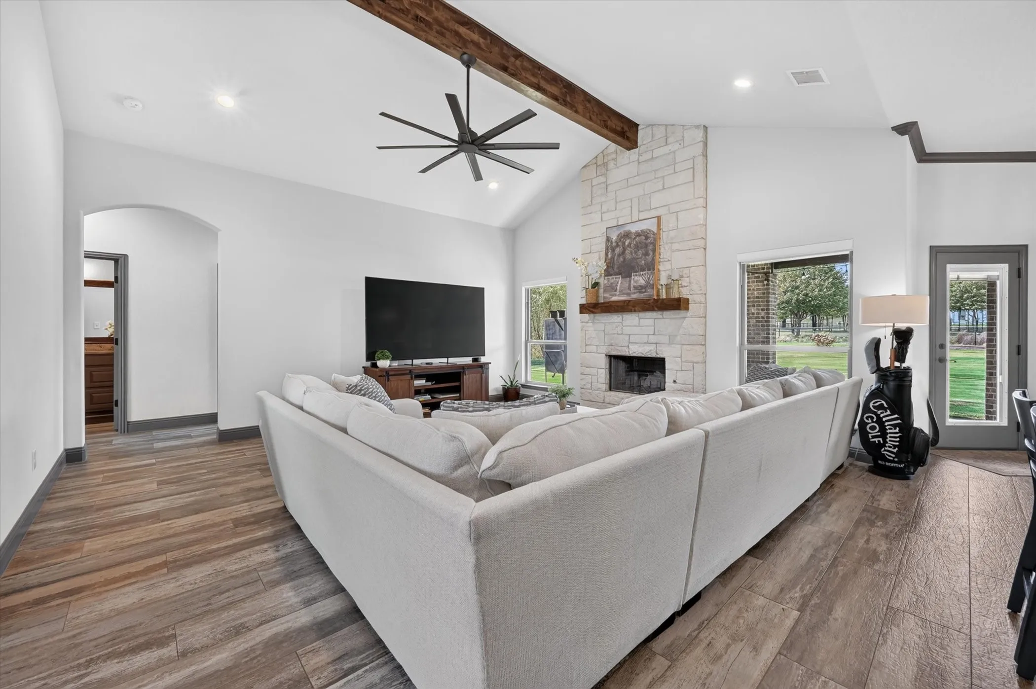 Single Family Residence For Sale in Parker County , 2025 Forest Bluff Trail, Azle, Texas 76020, 4 Bedroom, 2 Bathroom, 3 Garage spaces, 2,088 Sqft, built in 2021, mls#21412794, Real Estate Agent in Azle, Homes For Sale in Parker county, Homes For Sale in Azle, Realtor in Azle Texas, Real Estate Brokerage Independent Realty Texas, Luminita Cordes Realtor