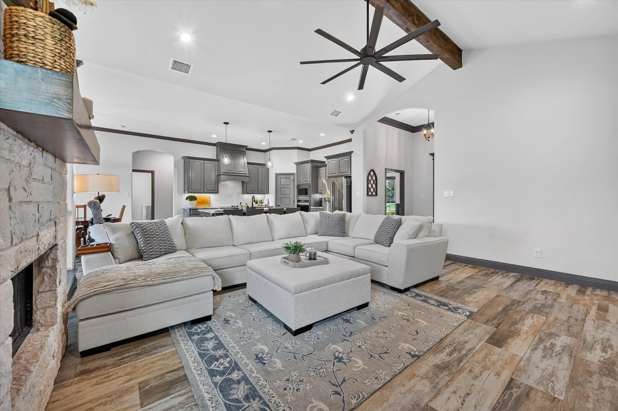 Single Family Residence For Sale in Parker County , 2025 Forest Bluff Trail, Azle, Texas 76020, 4 Bedroom, 2 Bathroom, 3 Garage spaces, 2,088 Sqft, built in 2021, mls#21412794, Real Estate Agent in Azle, Homes For Sale in Parker county, Homes For Sale in Azle, Realtor in Azle Texas, Real Estate Brokerage Independent Realty Texas, Luminita Cordes Realtor