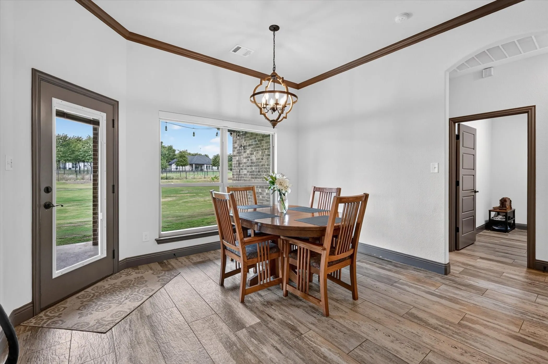 Single Family Residence For Sale in Parker County , 2025 Forest Bluff Trail, Azle, Texas 76020, 4 Bedroom, 2 Bathroom, 3 Garage spaces, 2,088 Sqft, built in 2021, mls#21412794, Real Estate Agent in Azle, Homes For Sale in Parker county, Homes For Sale in Azle, Realtor in Azle Texas, Real Estate Brokerage Independent Realty Texas, Luminita Cordes Realtor
