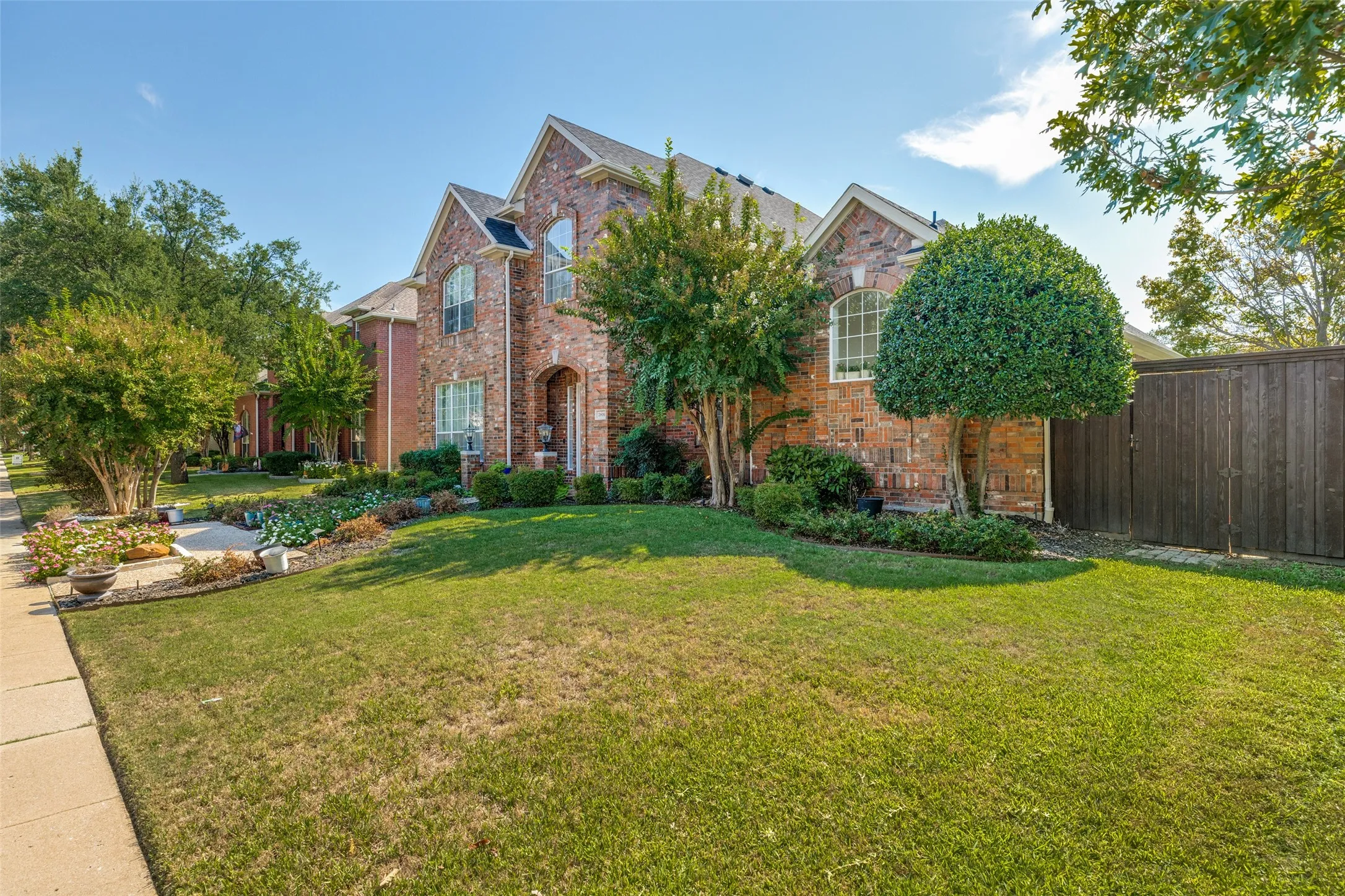 Single Family Residence For Rent in Collin County , 3816 Morning Dove Drive, Plano, Texas 75025, 4 Bedroom, 4 Bathroom, 3 Garage spaces, 3,851 Sqft, built in 1999, mls#21412716, Real Estate Agent in Plano, Homes For Rent in Collin county, Homes For Rent in Plano, Realtor in Plano Texas, Real Estate Brokerage Independent Realty Texas, Luminita Cordes Realtor