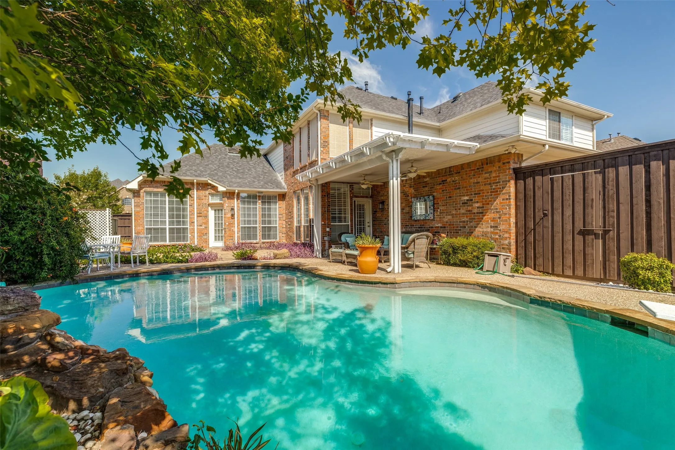 Single Family Residence For Rent in Collin County , 3816 Morning Dove Drive, Plano, Texas 75025, 4 Bedroom, 4 Bathroom, 3 Garage spaces, 3,851 Sqft, built in 1999, mls#21412716, Real Estate Agent in Plano, Homes For Rent in Collin county, Homes For Rent in Plano, Realtor in Plano Texas, Real Estate Brokerage Independent Realty Texas, Luminita Cordes Realtor