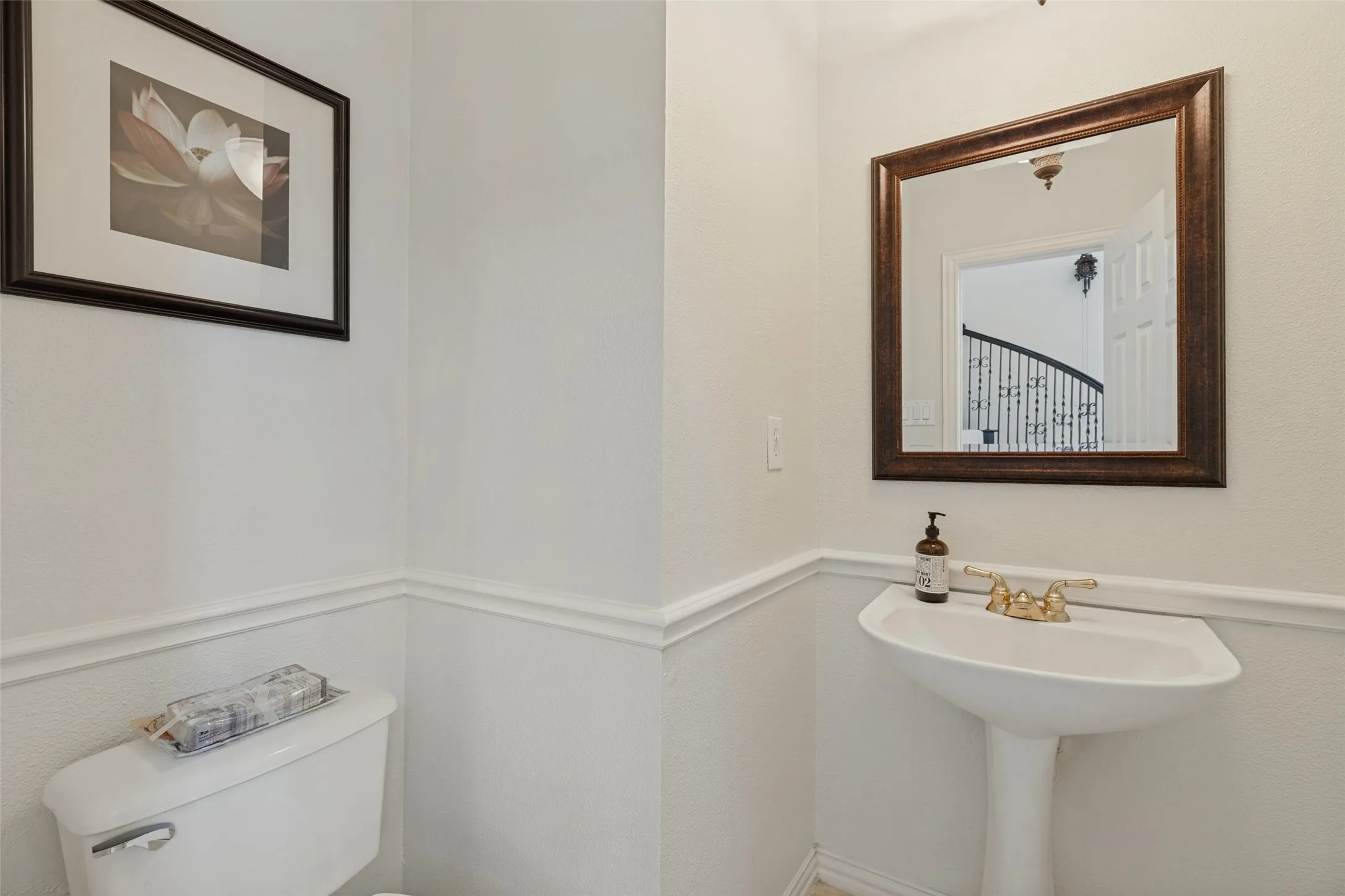 Single Family Residence For Rent in Collin County , 3816 Morning Dove Drive, Plano, Texas 75025, 4 Bedroom, 4 Bathroom, 3 Garage spaces, 3,851 Sqft, built in 1999, mls#21412716, Real Estate Agent in Plano, Homes For Rent in Collin county, Homes For Rent in Plano, Realtor in Plano Texas, Real Estate Brokerage Independent Realty Texas, Luminita Cordes Realtor