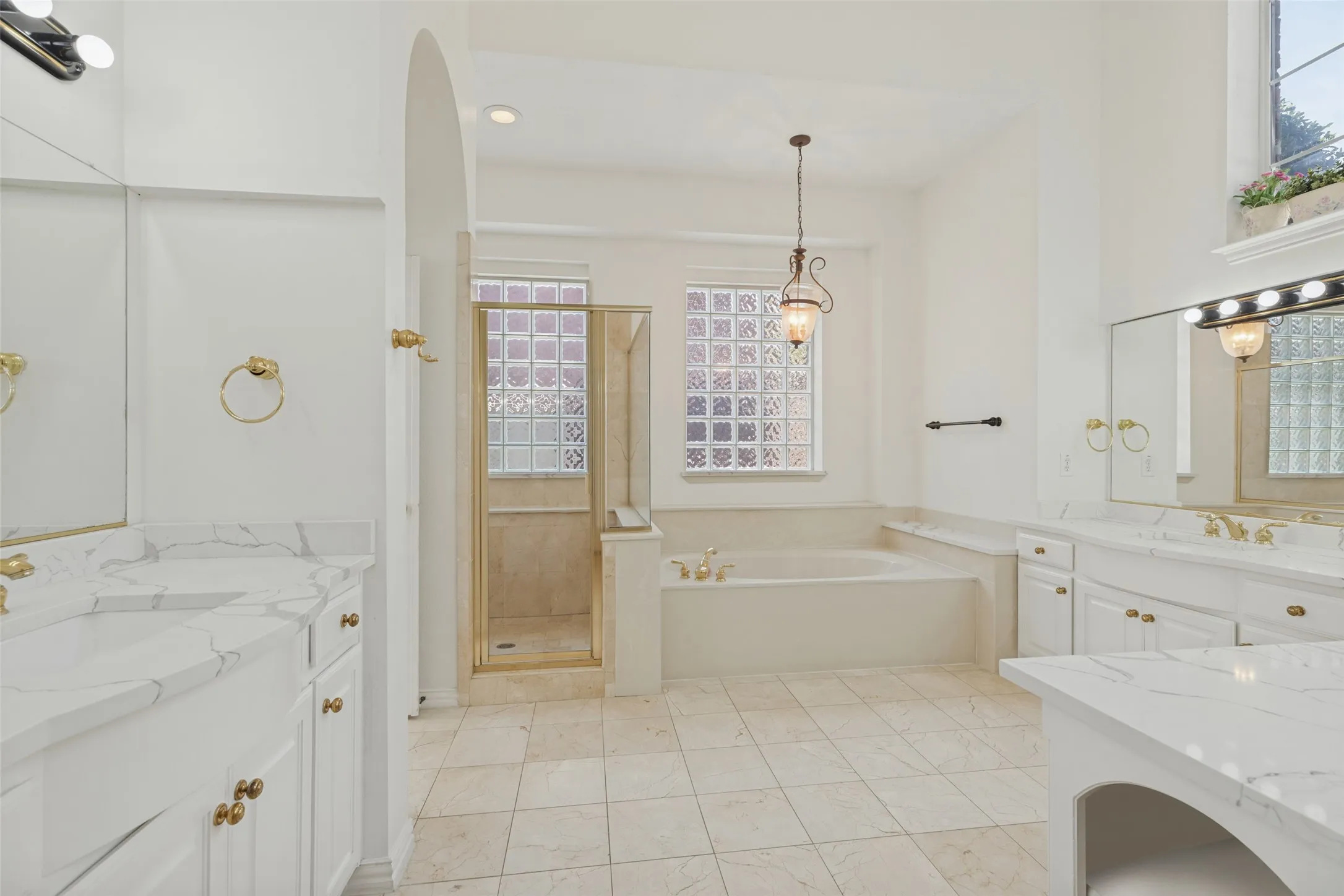 Single Family Residence For Rent in Collin County , 3816 Morning Dove Drive, Plano, Texas 75025, 4 Bedroom, 4 Bathroom, 3 Garage spaces, 3,851 Sqft, built in 1999, mls#21412716, Real Estate Agent in Plano, Homes For Rent in Collin county, Homes For Rent in Plano, Realtor in Plano Texas, Real Estate Brokerage Independent Realty Texas, Luminita Cordes Realtor