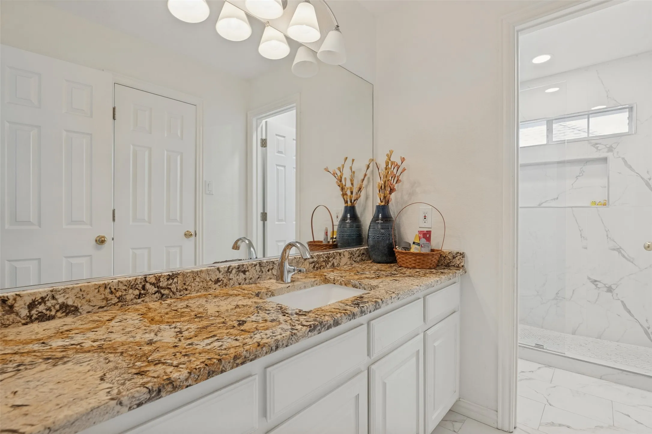 Single Family Residence For Rent in Collin County , 3816 Morning Dove Drive, Plano, Texas 75025, 4 Bedroom, 4 Bathroom, 3 Garage spaces, 3,851 Sqft, built in 1999, mls#21412716, Real Estate Agent in Plano, Homes For Rent in Collin county, Homes For Rent in Plano, Realtor in Plano Texas, Real Estate Brokerage Independent Realty Texas, Luminita Cordes Realtor