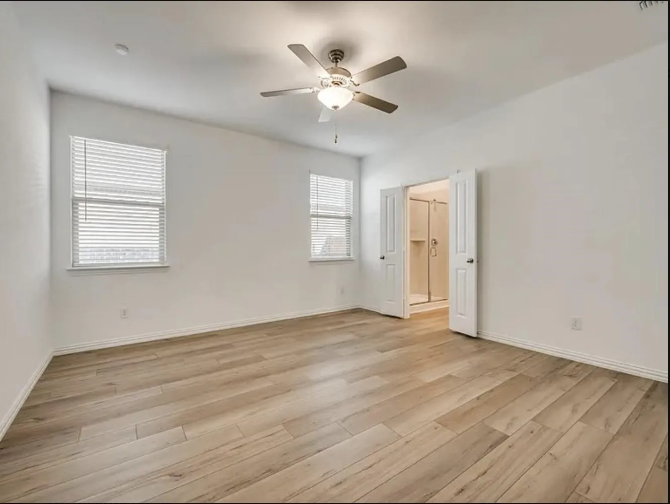 Single Family Residence For Rent in Denton County , 3101 Paruament Drive, Denton, Texas 76207, 4 Bedroom, 2 Bathroom, 2 Garage spaces, 1,998 Sqft, built in 2022, mls#21412868, Real Estate Agent in Denton, Homes For Rent in Denton county, Homes For Rent in Denton, Realtor in Denton Texas, Real Estate Brokerage Independent Realty Texas, Luminita Cordes Realtor