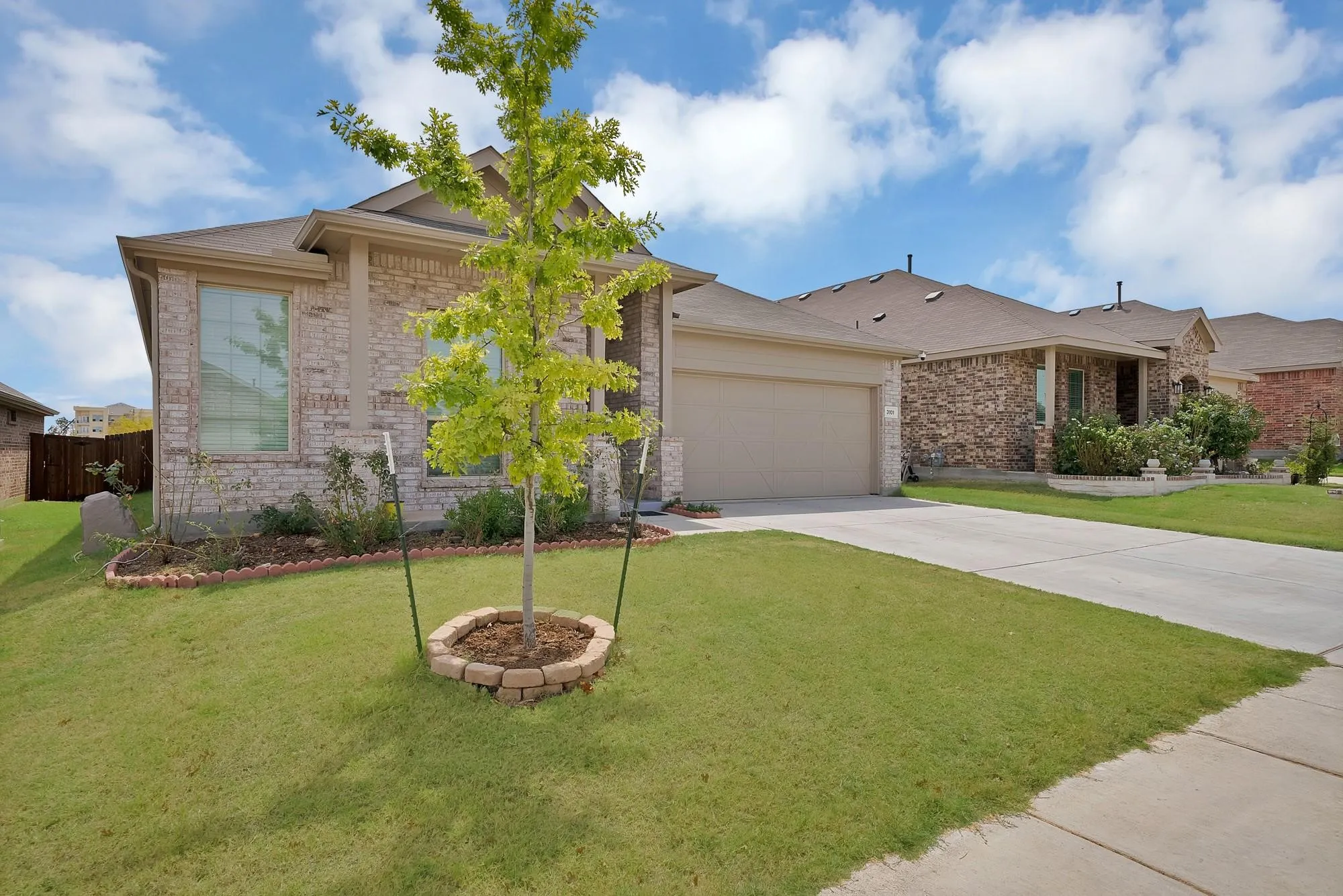 Single Family Residence For Rent in Denton County , 3101 Paruament Drive, Denton, Texas 76207, 4 Bedroom, 2 Bathroom, 2 Garage spaces, 1,998 Sqft, built in 2022, mls#21412868, Real Estate Agent in Denton, Homes For Rent in Denton county, Homes For Rent in Denton, Realtor in Denton Texas, Real Estate Brokerage Independent Realty Texas, Luminita Cordes Realtor