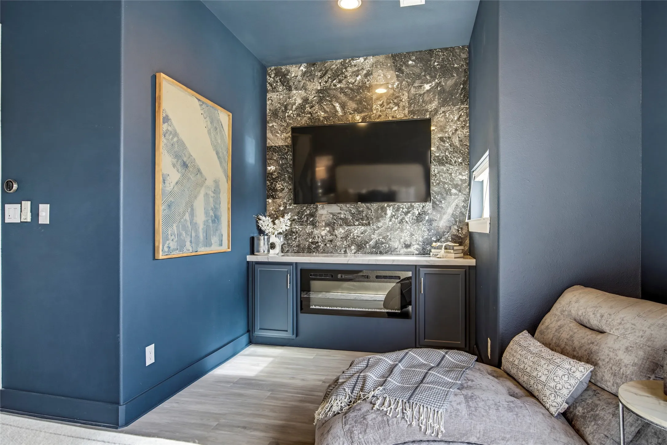 Condominium For Sale in Dallas County , 3816 Roseland Avenue C300, Dallas, Texas 75204, 3 Bedroom, 4 Bathroom, 2 Garage spaces, 2,350 Sqft, built in 2015, mls#21411580, Real Estate Agent in Dallas, Homes For Sale in Dallas county, Homes For Sale in Dallas, Realtor in Dallas Texas, Real Estate Brokerage Independent Realty Texas, Luminita Cordes Realtor
