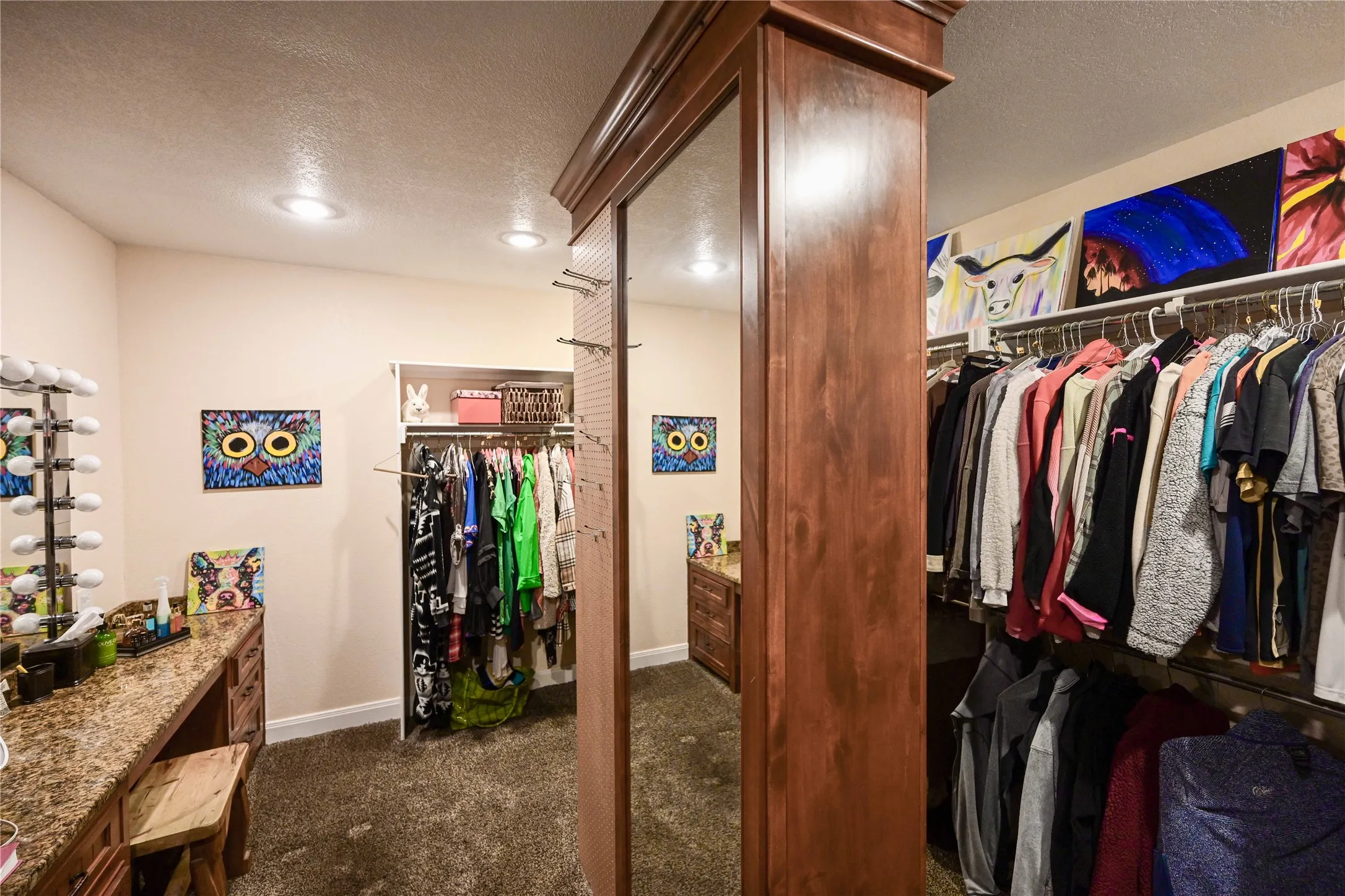 Single Family Residence For Sale in Taylor County , 1010 ES 27th, Abilene, Texas 79602, 3 Bedroom, 3 Bathroom, 2 Garage spaces, 3,376 Sqft, built in 1965, mls#21412401, Real Estate Agent in Abilene, Homes For Sale in Taylor county, Homes For Sale in Abilene, Realtor in Abilene Texas, Real Estate Brokerage Independent Realty Texas, Luminita Cordes Realtor