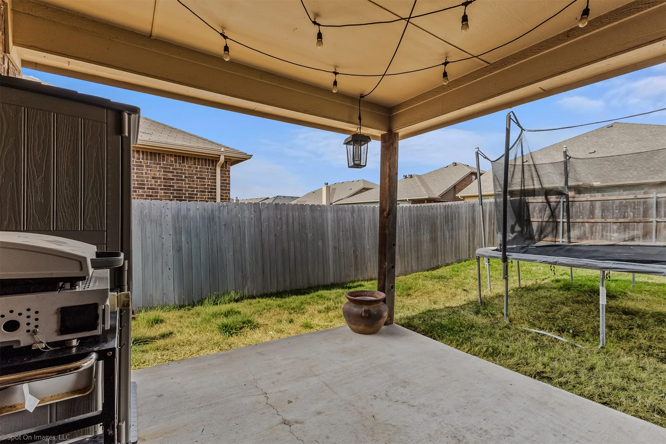 Single Family Residence For Sale in Kaufman County , 2018 Sterling Gate Drive, Heartland, Texas 75126, 3 Bedroom, 2 Bathroom, 2 Garage spaces, 1,605 Sqft, built in 2012, mls#21412851, Real Estate Agent in Heartland, Homes For Sale in Kaufman county, Homes For Sale in Heartland, Realtor in Heartland Texas, Real Estate Brokerage Independent Realty Texas, Luminita Cordes Realtor