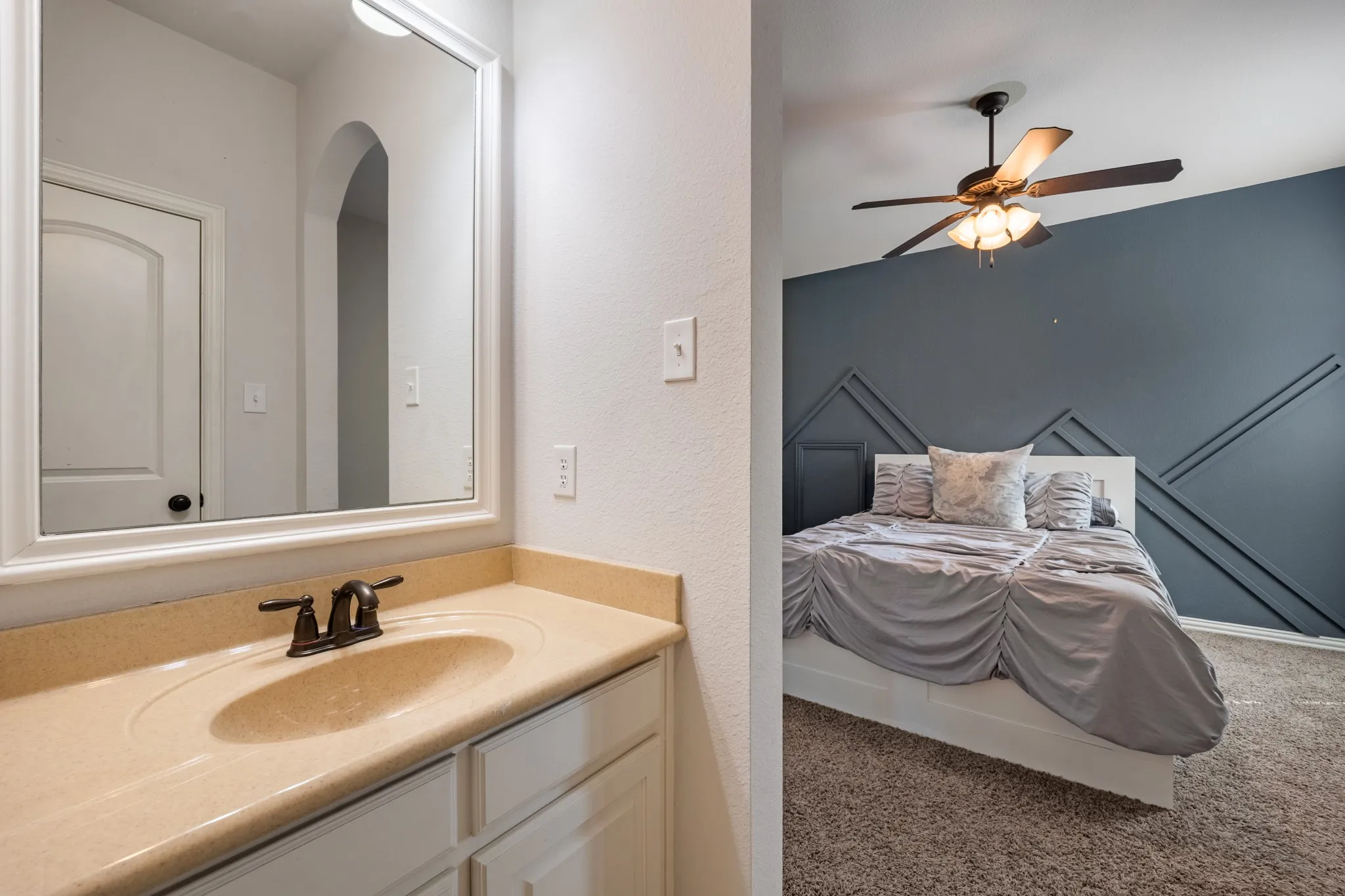 Single Family Residence For Sale in Rockwall County , 205 Chatfield Drive, Rockwall, Texas 75087, 4 Bedroom, 4 Bathroom, 2 Garage spaces, 3,454 Sqft, built in 2011, mls#21411639, Real Estate Agent in Rockwall, Homes For Sale in Rockwall county, Homes For Sale in Rockwall, Realtor in Rockwall Texas, Real Estate Brokerage Independent Realty Texas, Luminita Cordes Realtor