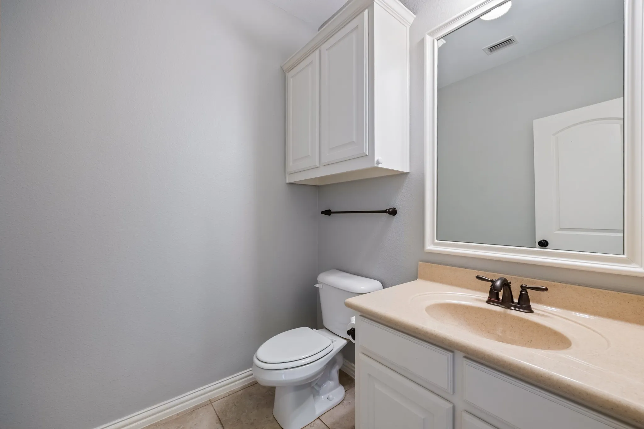 Single Family Residence For Sale in Rockwall County , 205 Chatfield Drive, Rockwall, Texas 75087, 4 Bedroom, 4 Bathroom, 2 Garage spaces, 3,454 Sqft, built in 2011, mls#21411639, Real Estate Agent in Rockwall, Homes For Sale in Rockwall county, Homes For Sale in Rockwall, Realtor in Rockwall Texas, Real Estate Brokerage Independent Realty Texas, Luminita Cordes Realtor