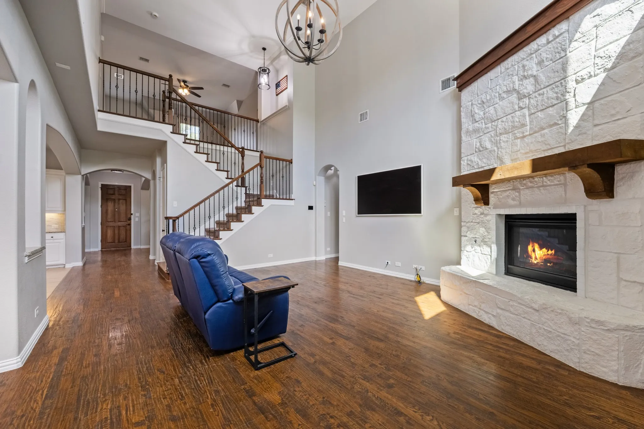Single Family Residence For Sale in Rockwall County , 205 Chatfield Drive, Rockwall, Texas 75087, 4 Bedroom, 4 Bathroom, 2 Garage spaces, 3,454 Sqft, built in 2011, mls#21411639, Real Estate Agent in Rockwall, Homes For Sale in Rockwall county, Homes For Sale in Rockwall, Realtor in Rockwall Texas, Real Estate Brokerage Independent Realty Texas, Luminita Cordes Realtor