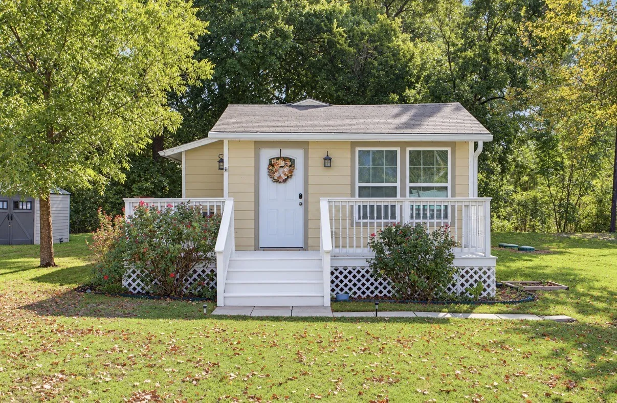 Porch will be painted within the next week - photo edited to reflect fresh paint.