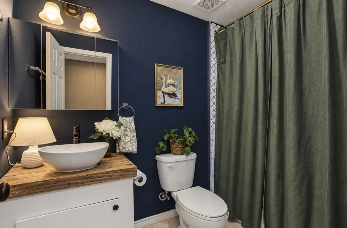 Single Family Residence For Sale in Tarrant County , 328 Spring Valley Circle, Azle, Texas 76020, 2 Bedroom, 2 Bathroom, Garage spaces, 925 Sqft, built in 2018, mls#21412388, Real Estate Agent in Azle, Homes For Sale in Tarrant county, Homes For Sale in Azle, Realtor in Azle Texas, Real Estate Brokerage Independent Realty Texas, Luminita Cordes Realtor