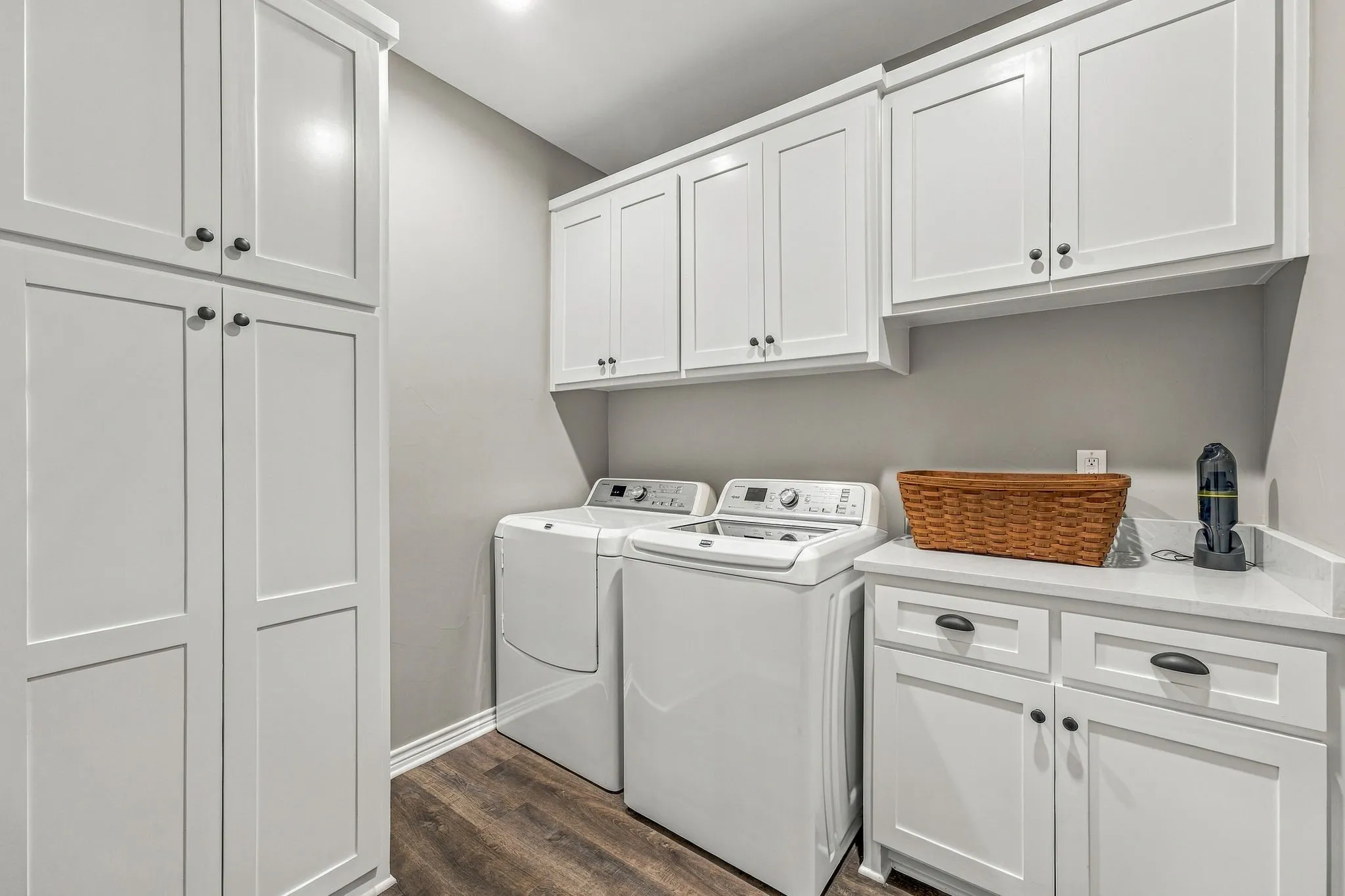 Single Family Residence For Sale in Erath County , 1961 N Dale Avenue, Stephenville, Texas 76401, 3 Bedroom, 3 Bathroom, 3 Garage spaces, 2,215 Sqft, built in 2022, mls#21410503, Real Estate Agent in Stephenville, Homes For Sale in Erath county, Homes For Sale in Stephenville, Realtor in Stephenville Texas, Real Estate Brokerage Independent Realty Texas, Luminita Cordes Realtor