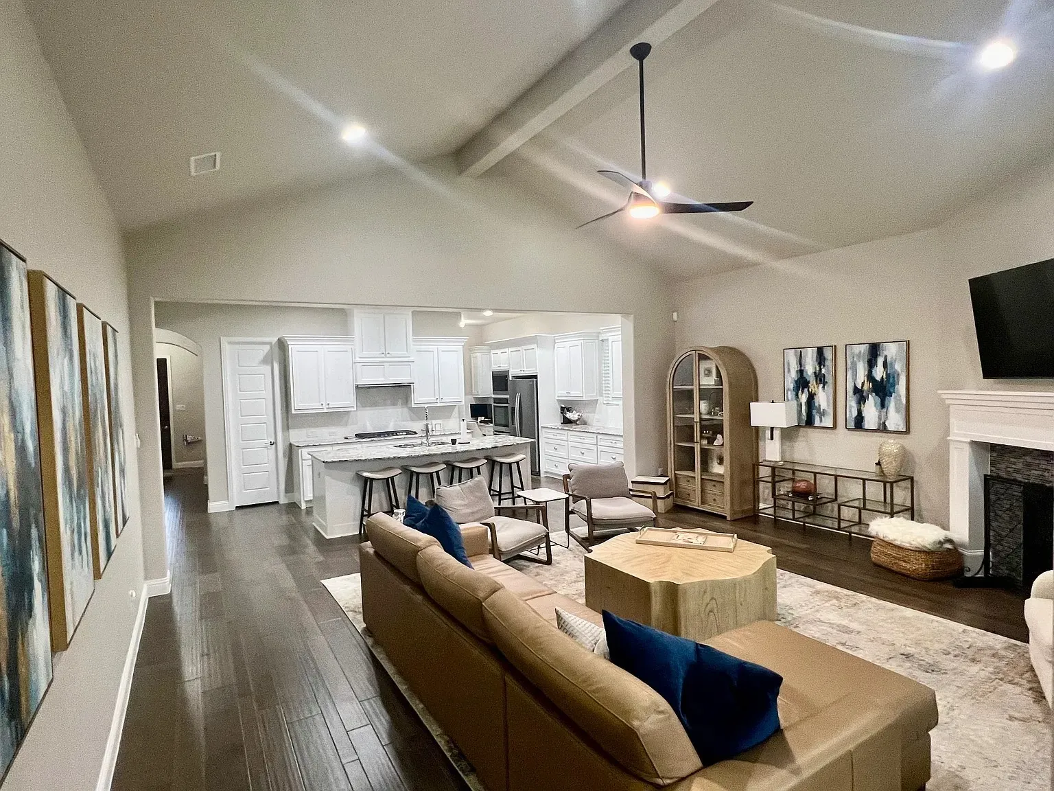 Single Family Residence For Sale in Collin County , 2923 Bold Ruler Road, Celina, Texas 75009, 3 Bedroom, 2 Bathroom, 2 Garage spaces, 2,131 Sqft, built in 2017, mls#21396229, Real Estate Agent in Celina, Homes For Sale in Collin county, Homes For Sale in Celina, Realtor in Celina Texas, Real Estate Brokerage Independent Realty Texas, Luminita Cordes Realtor
