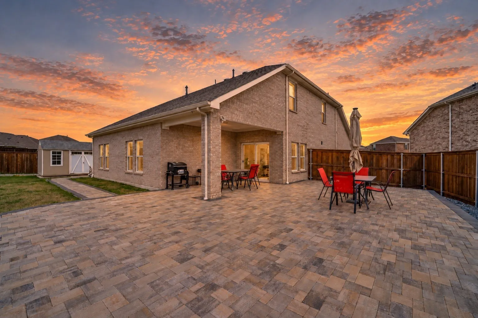 Single Family Residence For Sale in Kaufman County , 722 Lauren Grove Lane, Forney, Texas 75126, 4 Bedroom, 4 Bathroom, 2 Garage spaces, 3,181 Sqft, built in 2023, mls#21412876, Real Estate Agent in Forney, Homes For Sale in Kaufman county, Homes For Sale in Forney, Realtor in Forney Texas, Real Estate Brokerage Independent Realty Texas, Luminita Cordes Realtor