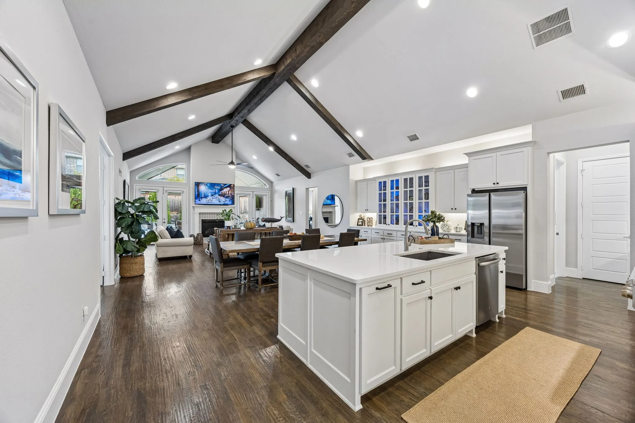 Single Family Residence For Sale in Collin County , 850 Star Meadow Drive, Prosper, Texas 75078, 4 Bedroom, 4 Bathroom, 3 Garage spaces, 3,435 Sqft, built in 2019, mls#21411842, Real Estate Agent in Prosper, Homes For Sale in Collin county, Homes For Sale in Prosper, Realtor in Prosper Texas, Real Estate Brokerage Independent Realty Texas, Luminita Cordes Realtor